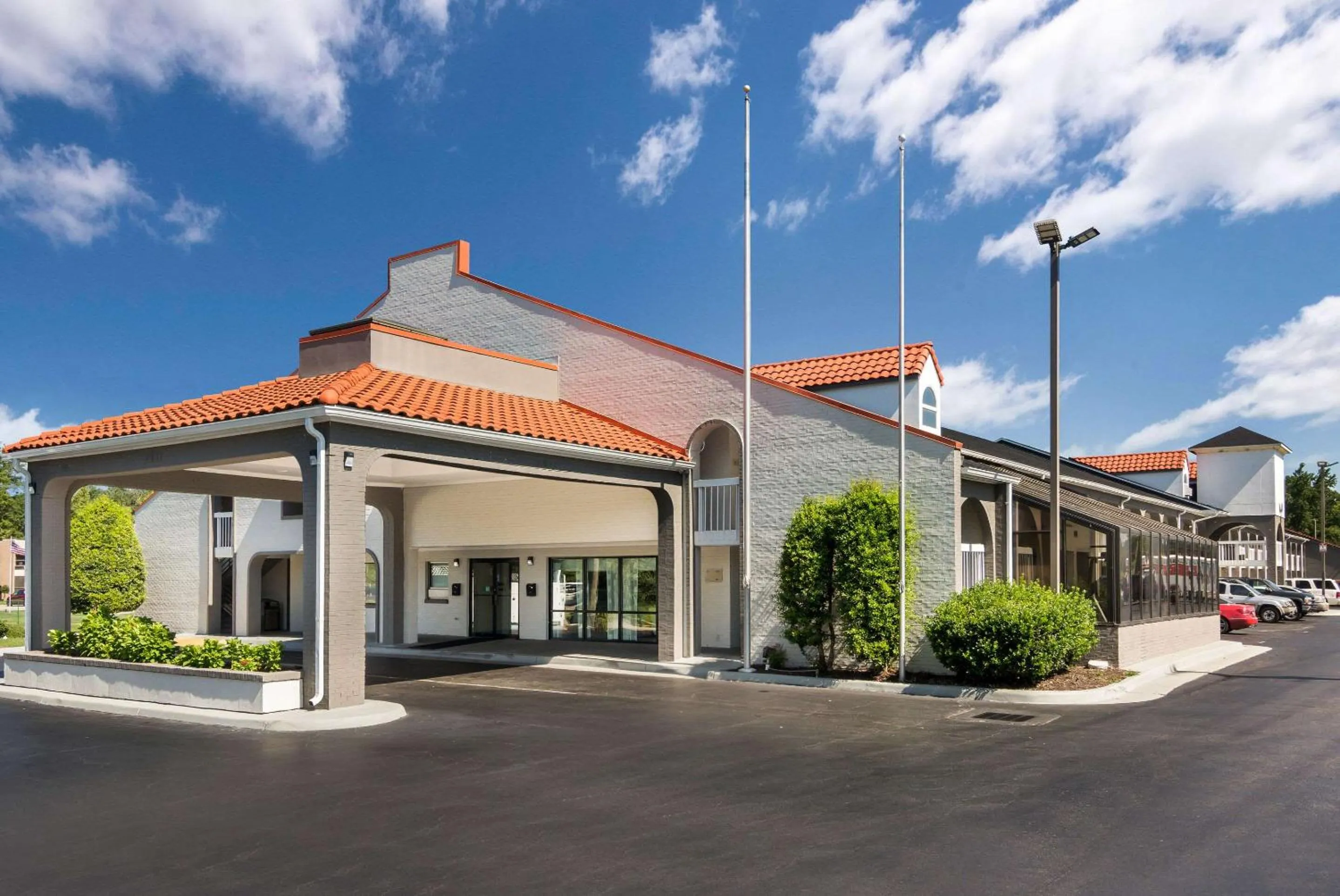 Property building in Rodeway Inn At Fort Lee