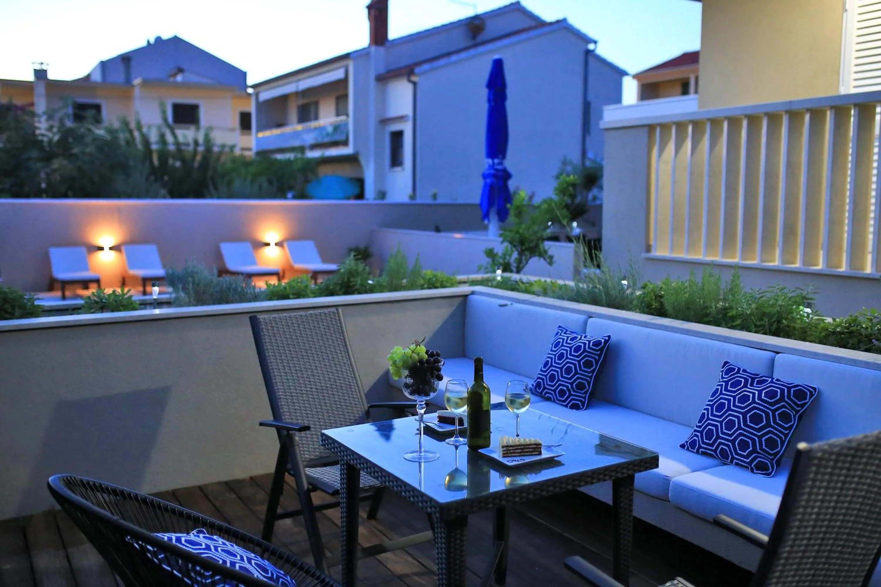 Property building in Lotos