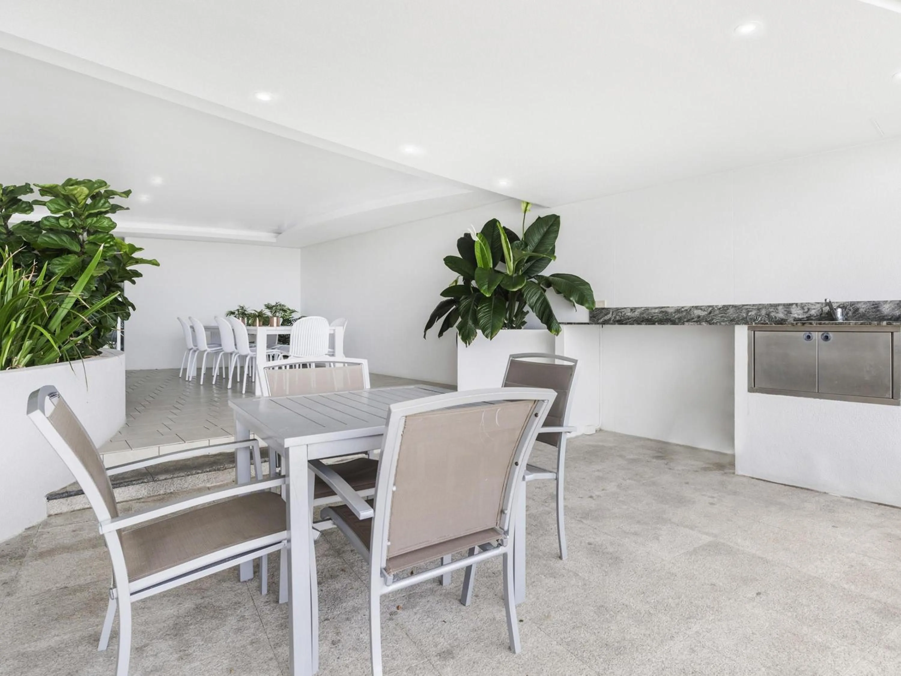 Other in Mantra Sirocco