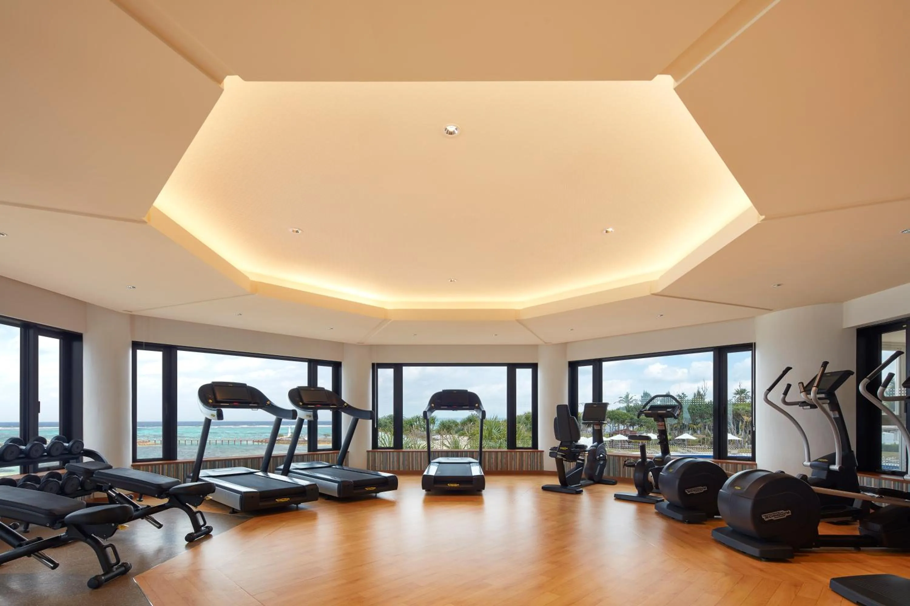 Fitness centre/facilities in Sheraton Okinawa Sunmarina Resort