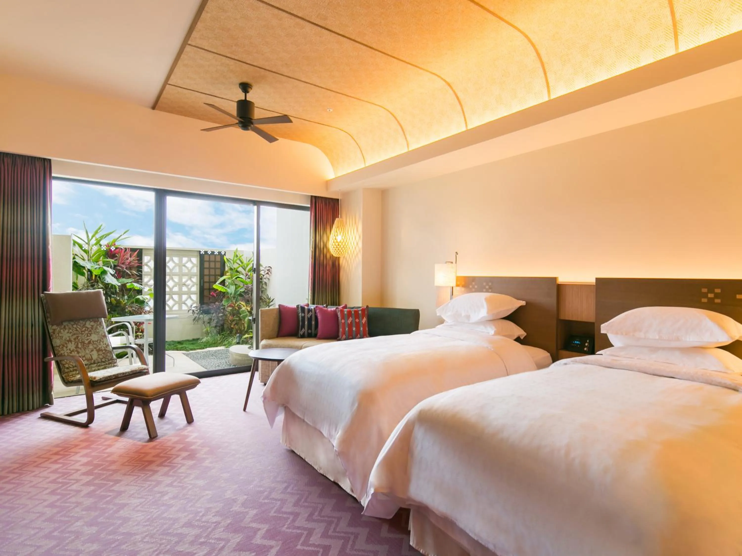 Photo of the whole room in Sheraton Okinawa Sunmarina Resort