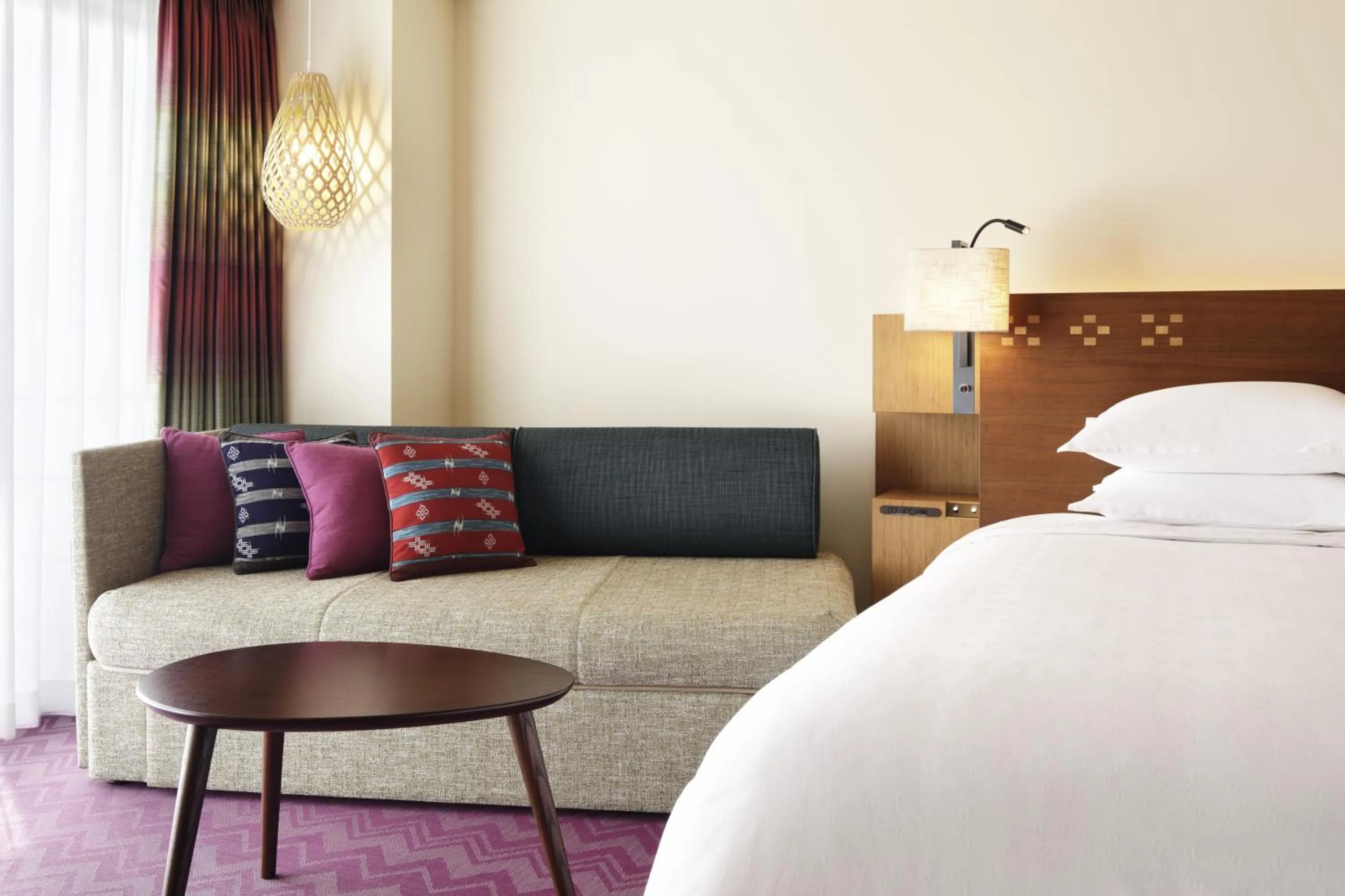 Bedroom in Sheraton Okinawa Sunmarina Resort