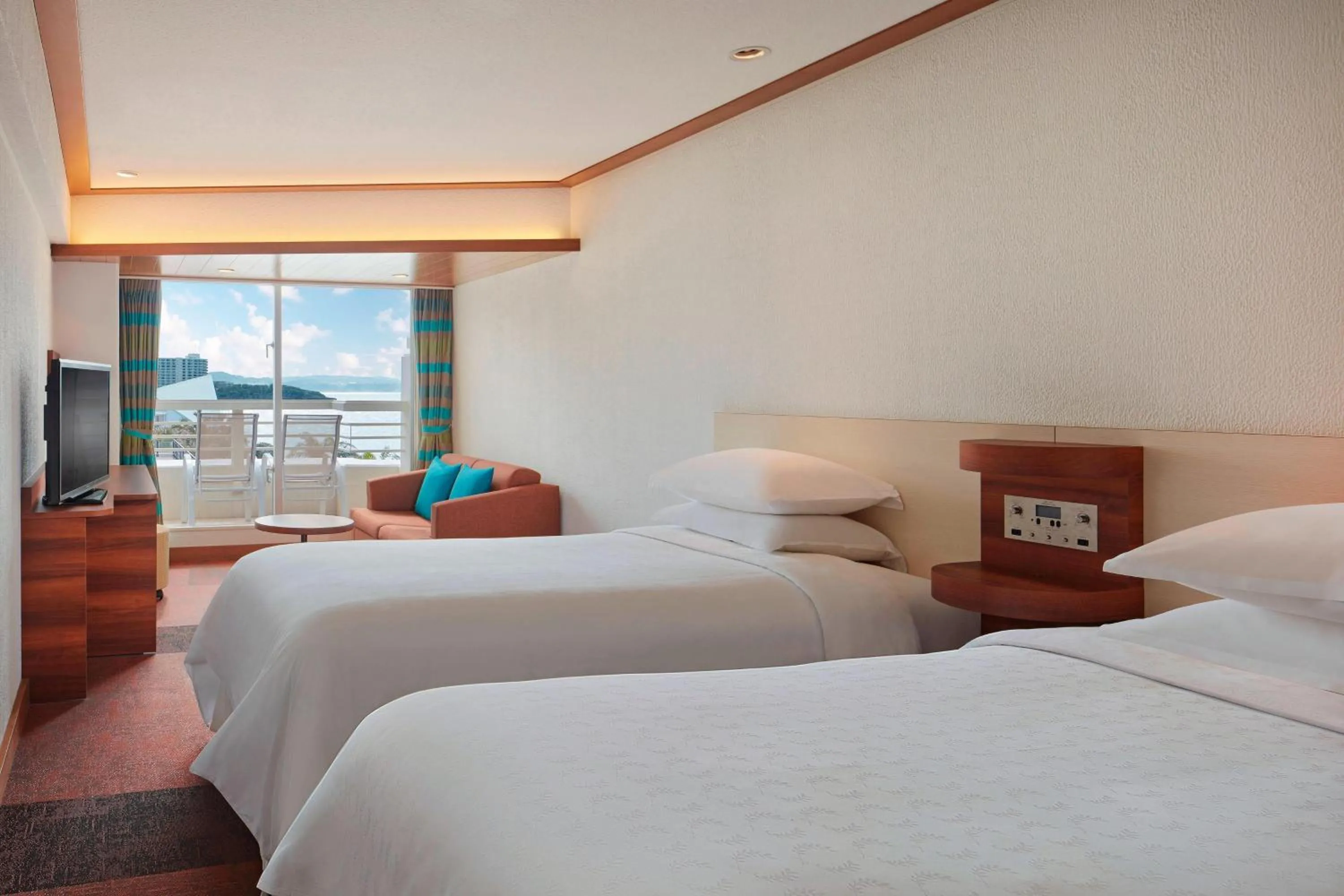 Photo of the whole room in Sheraton Okinawa Sunmarina Resort