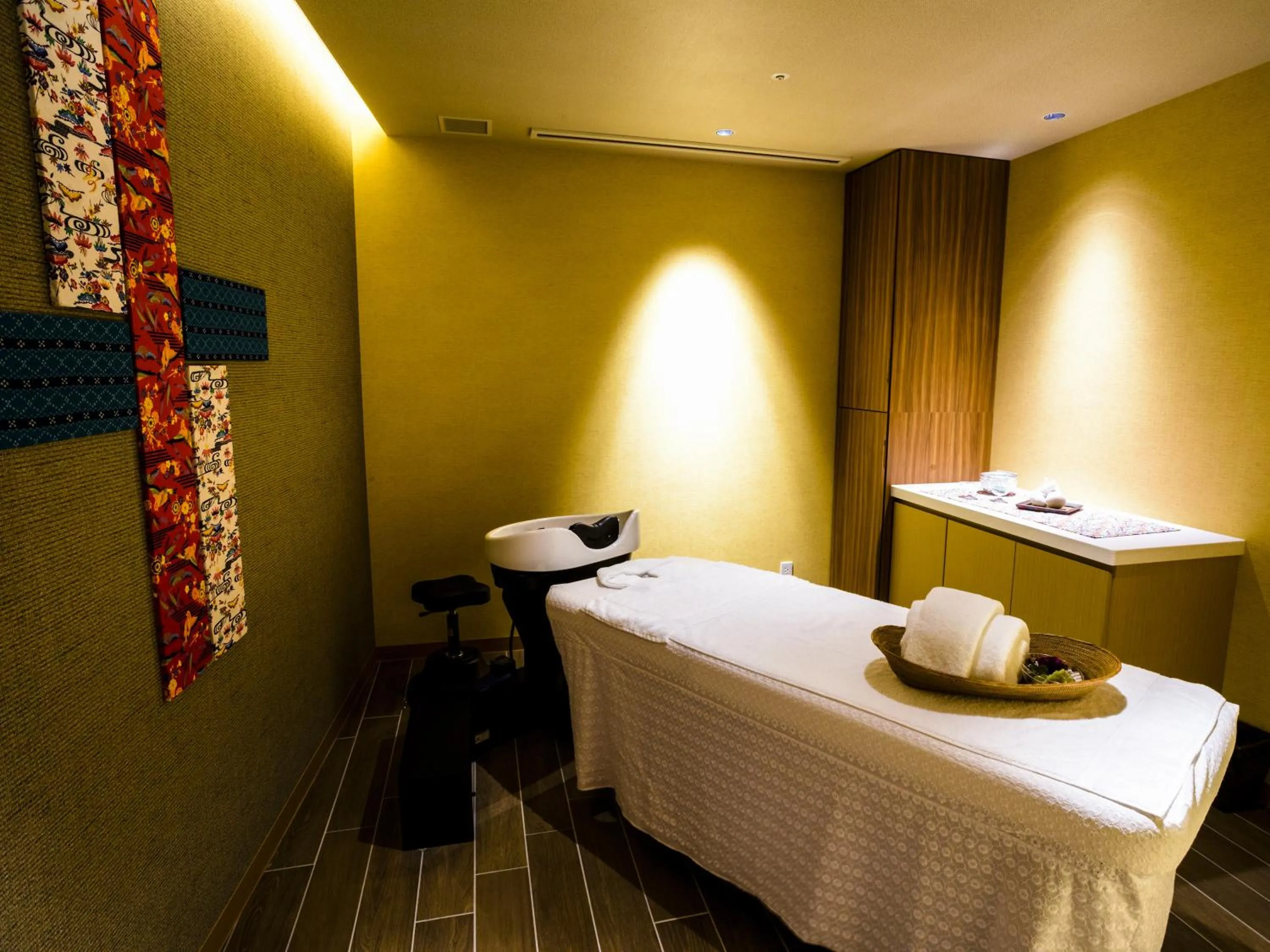 Area and facilities in Sheraton Okinawa Sunmarina Resort