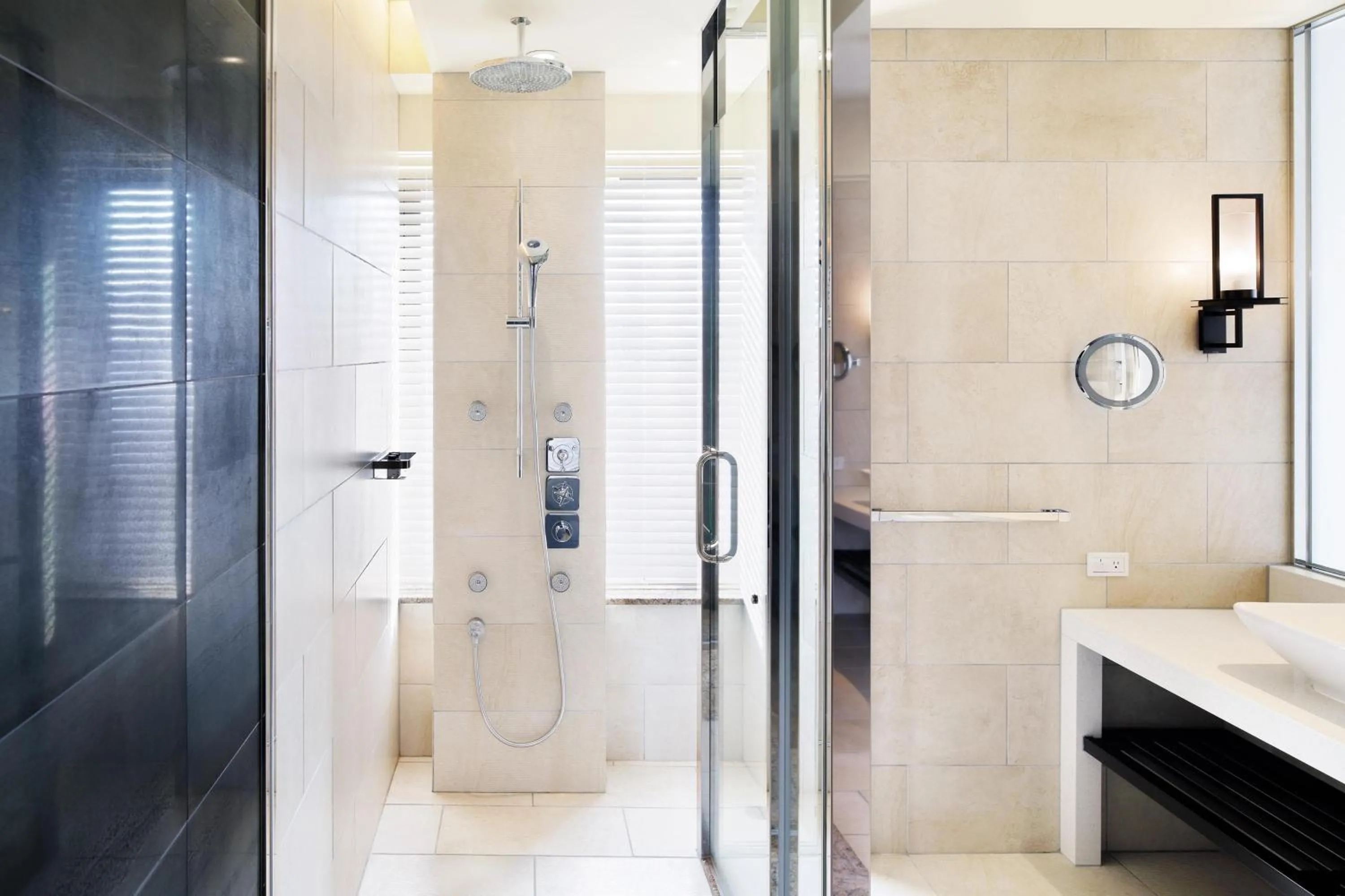 Bathroom in Sheraton Okinawa Sunmarina Resort