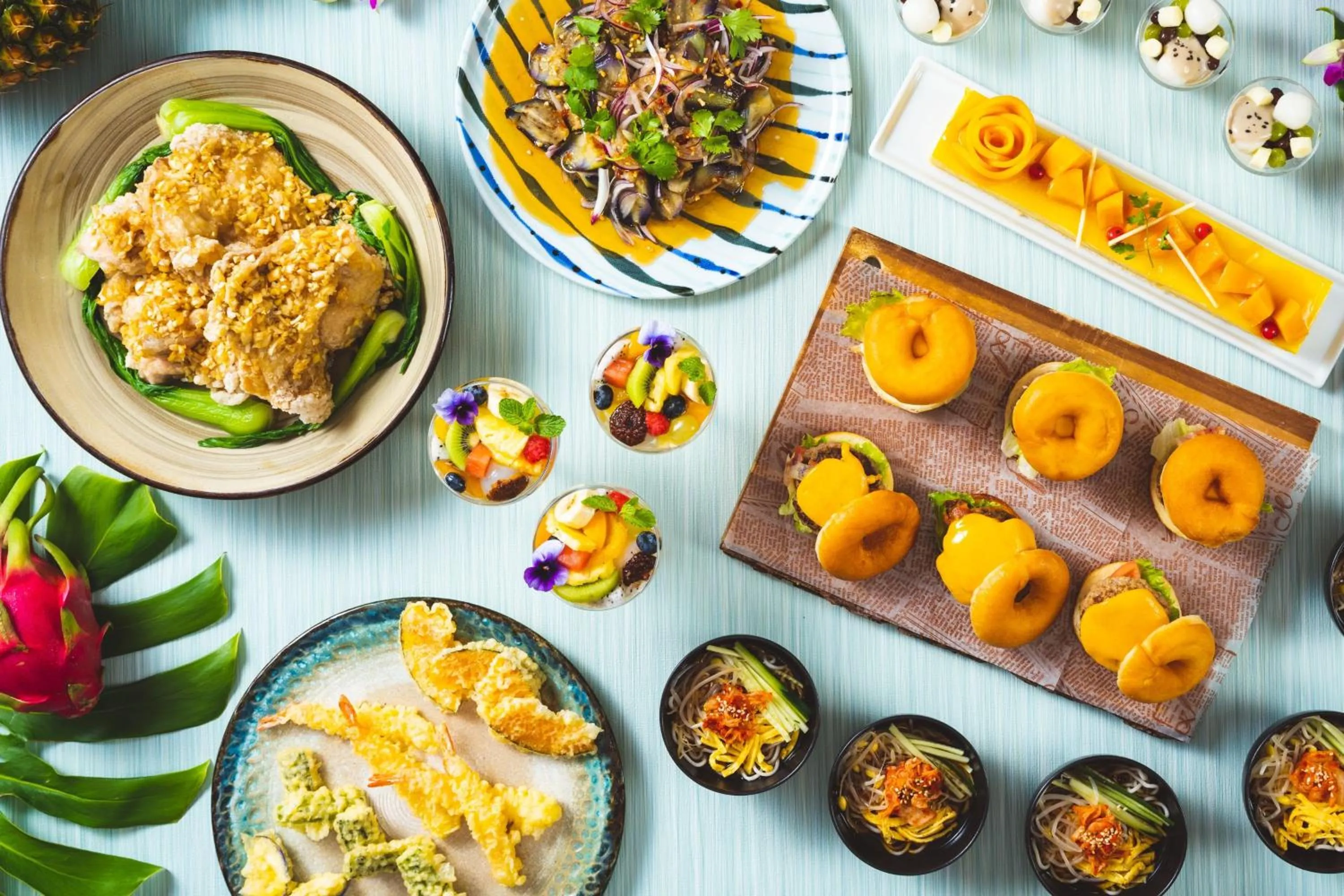 Restaurant/places to eat in Sheraton Okinawa Sunmarina Resort