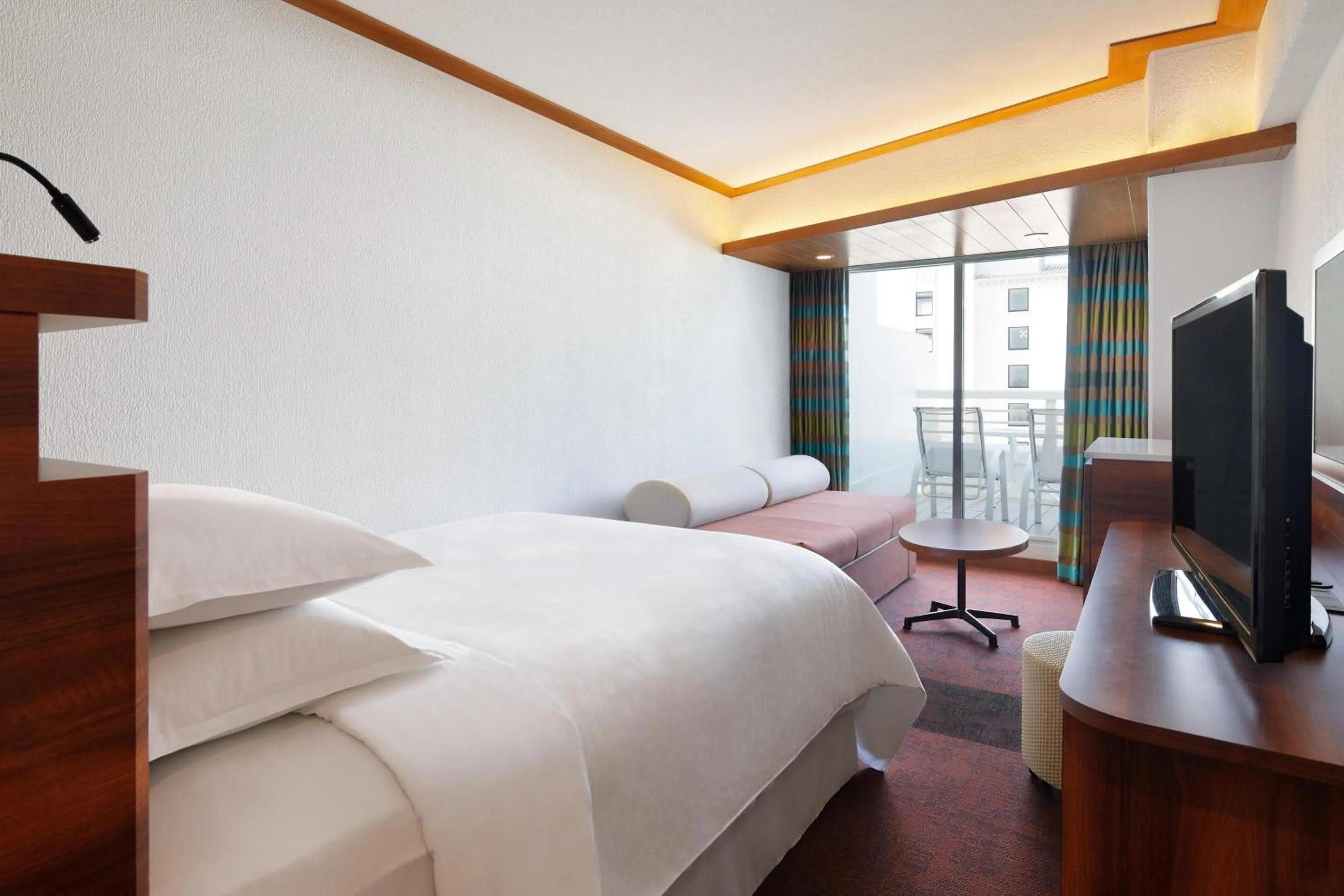 Photo of the whole room in Sheraton Okinawa Sunmarina Resort