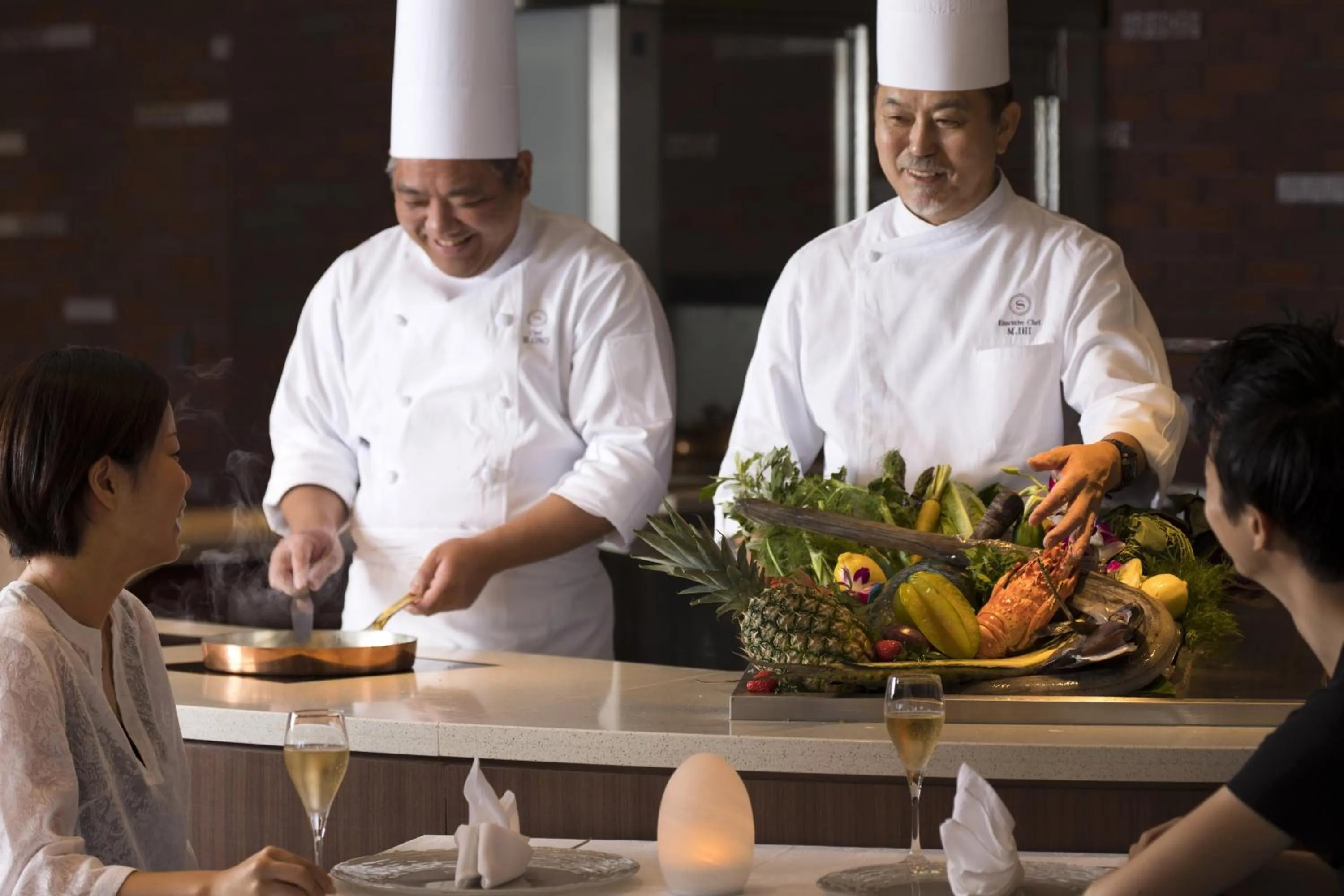 Restaurant/places to eat in Sheraton Okinawa Sunmarina Resort