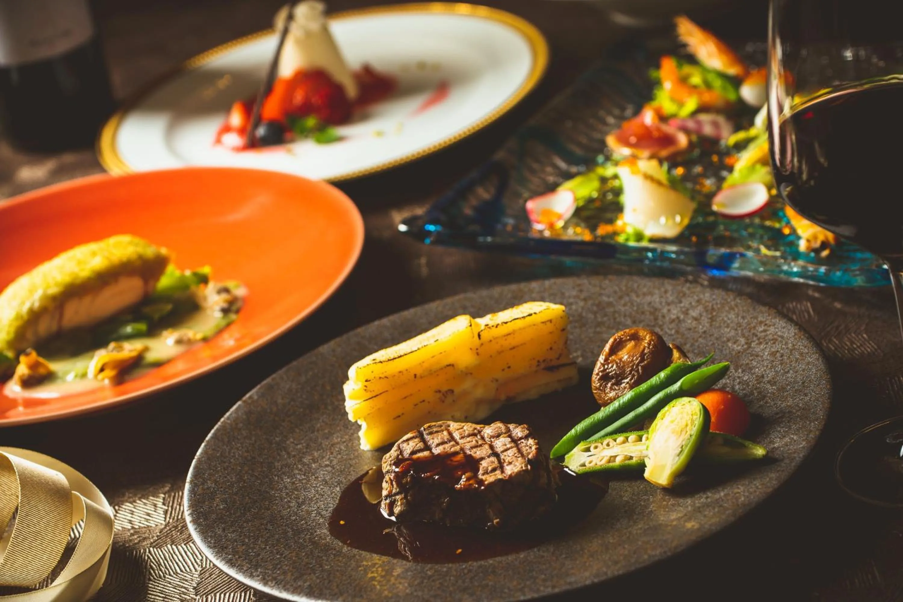 Restaurant/places to eat in Sheraton Okinawa Sunmarina Resort