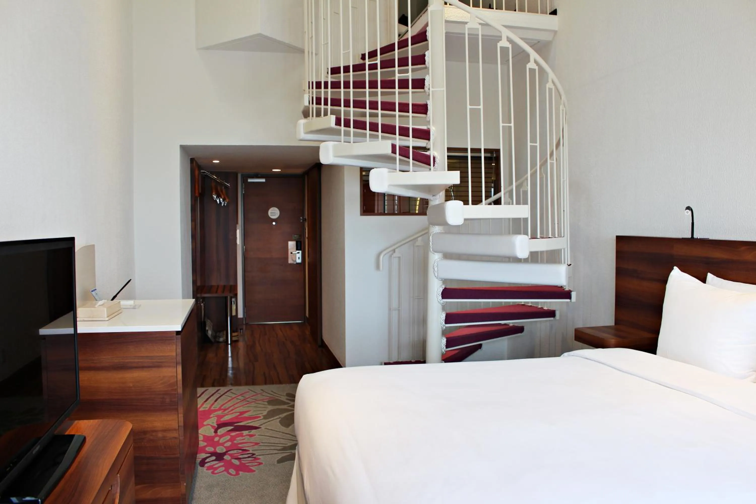 Bedroom in Sheraton Okinawa Sunmarina Resort