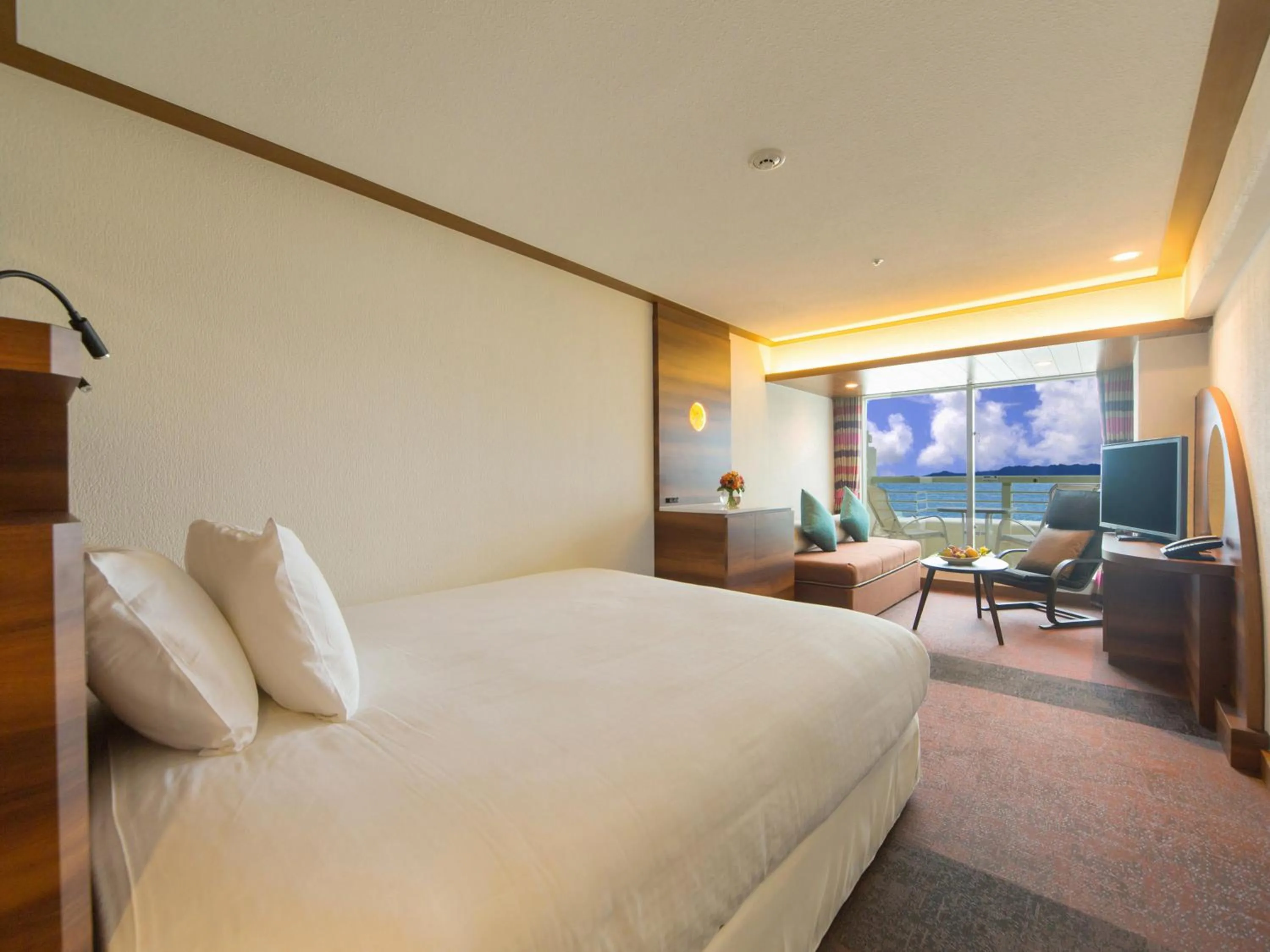 Photo of the whole room in Sheraton Okinawa Sunmarina Resort