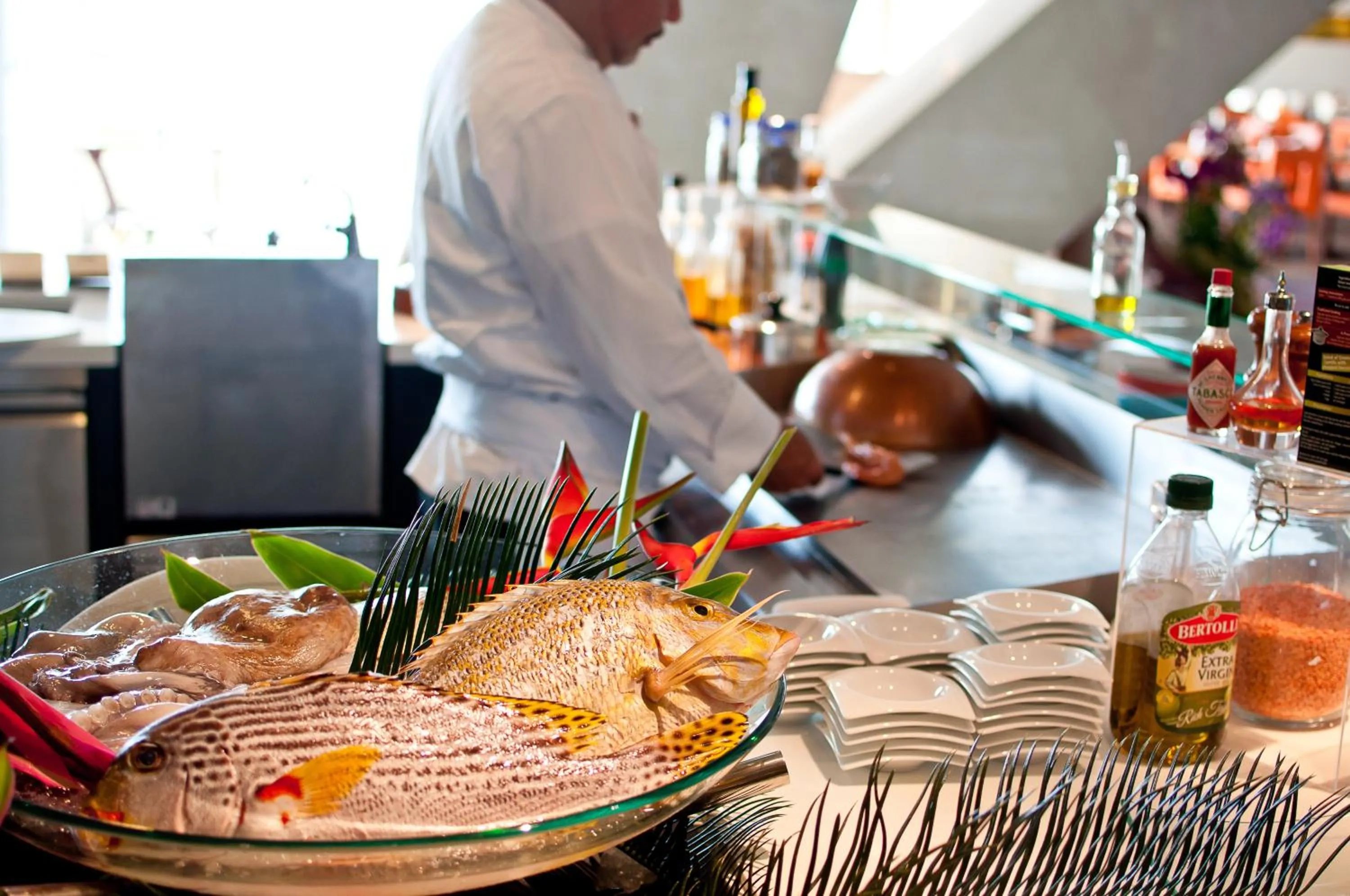 Restaurant/places to eat in Sheraton Okinawa Sunmarina Resort