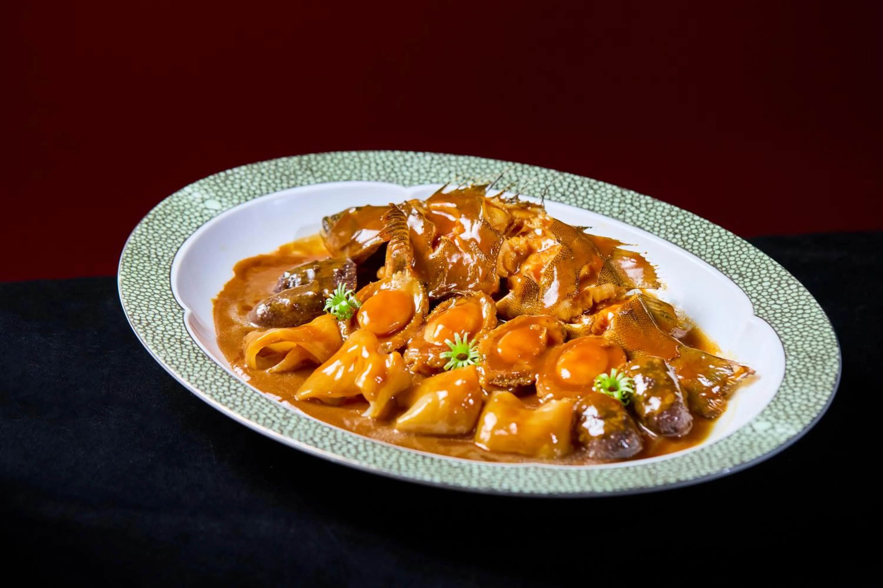 Restaurant/places to eat in Shangri-La Dalian