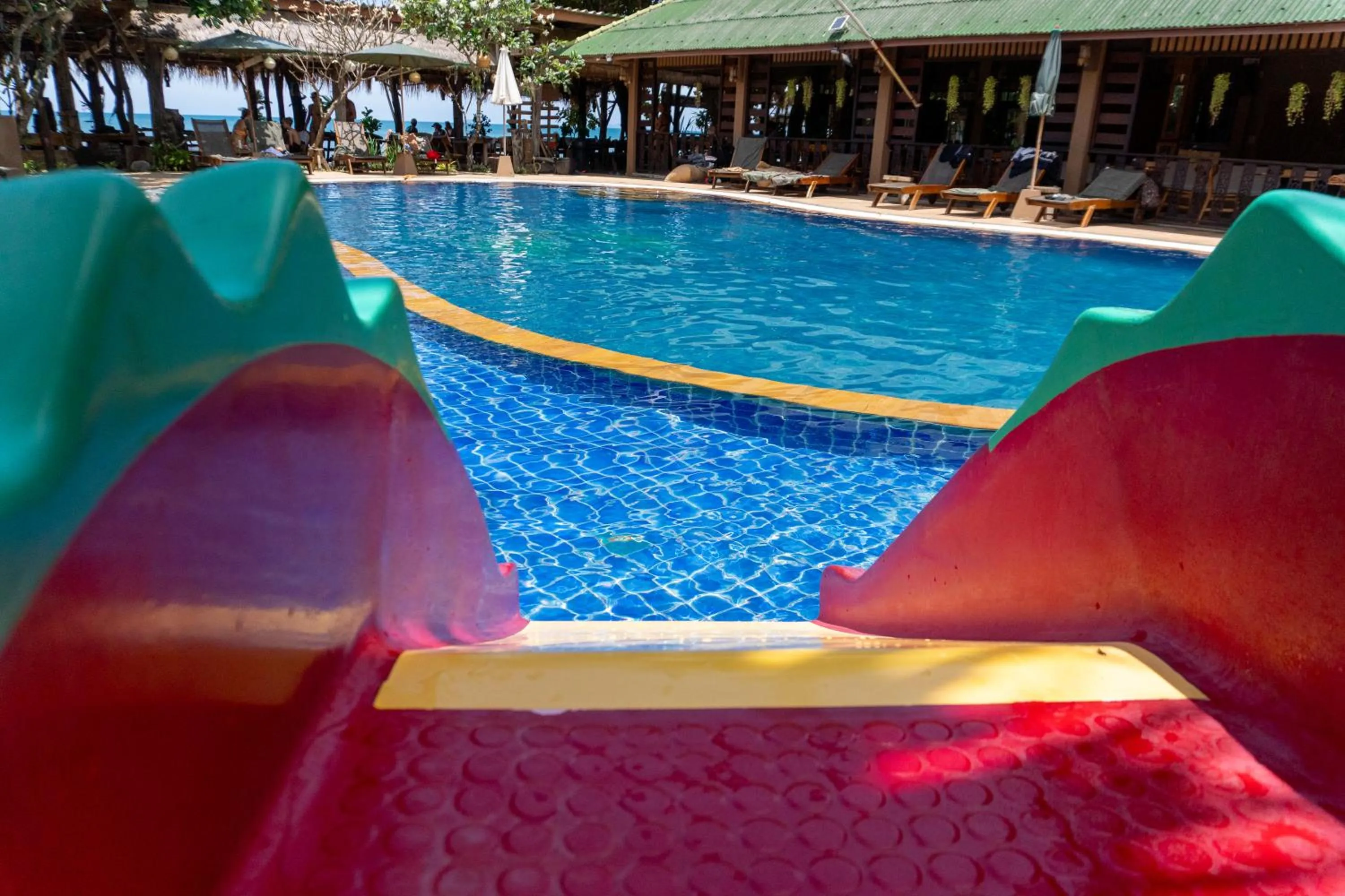 Swimming pool in Lanta Riviera Beach Resort