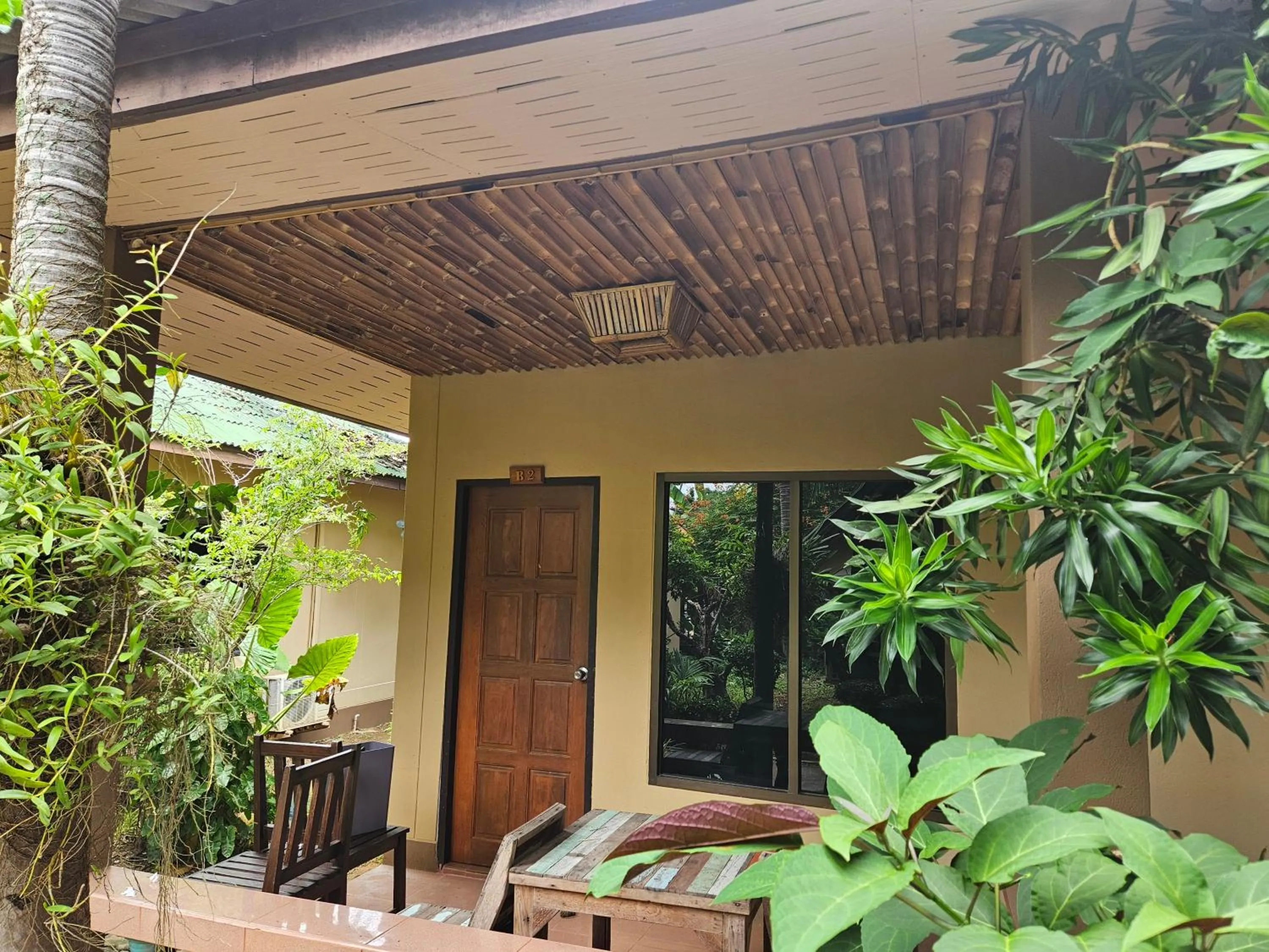 Property building in Lanta Riviera Beach Resort