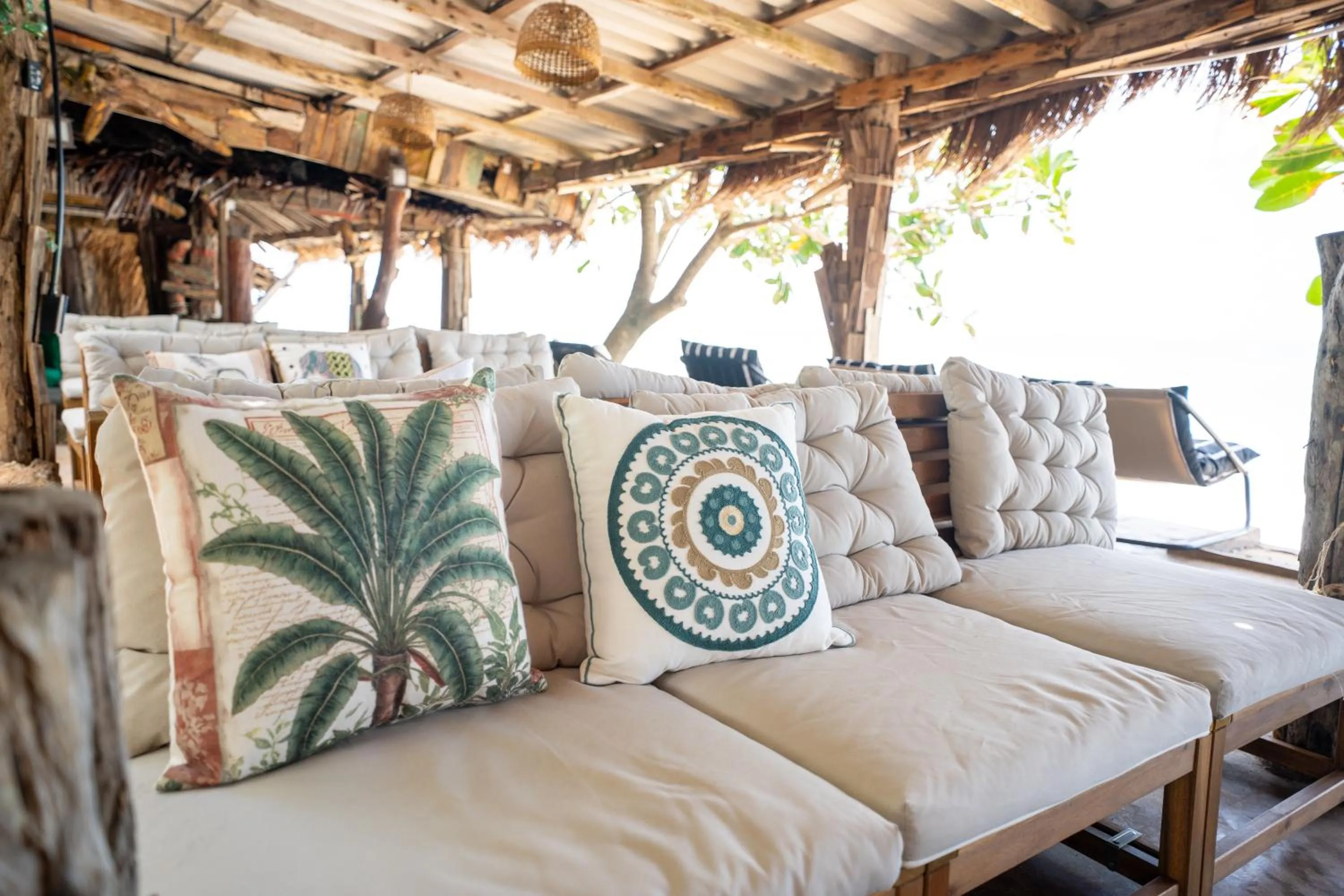 Lounge or bar in Lanta Riviera Beach Resort