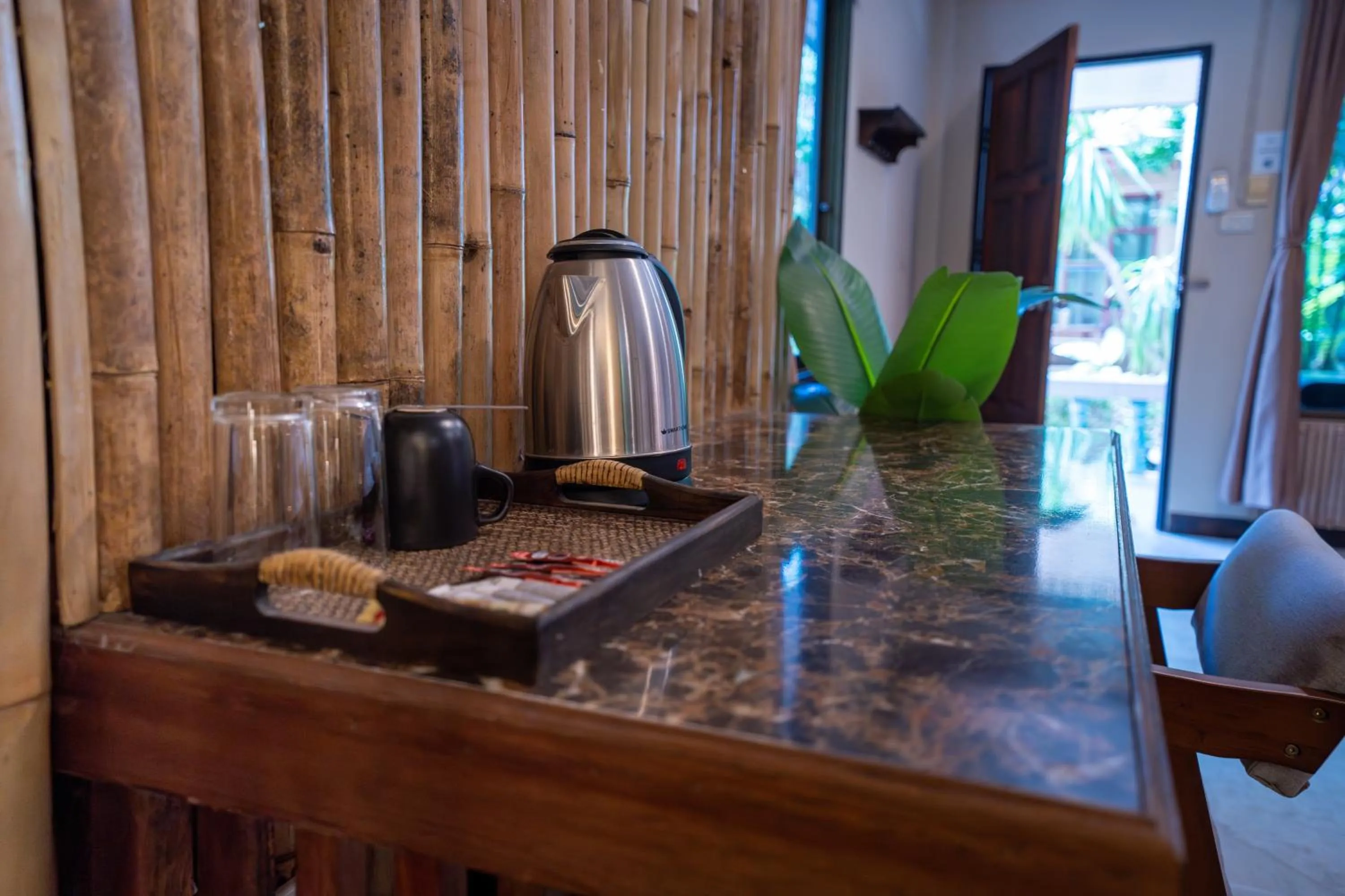 Coffee/tea facilities in Lanta Riviera Beach Resort