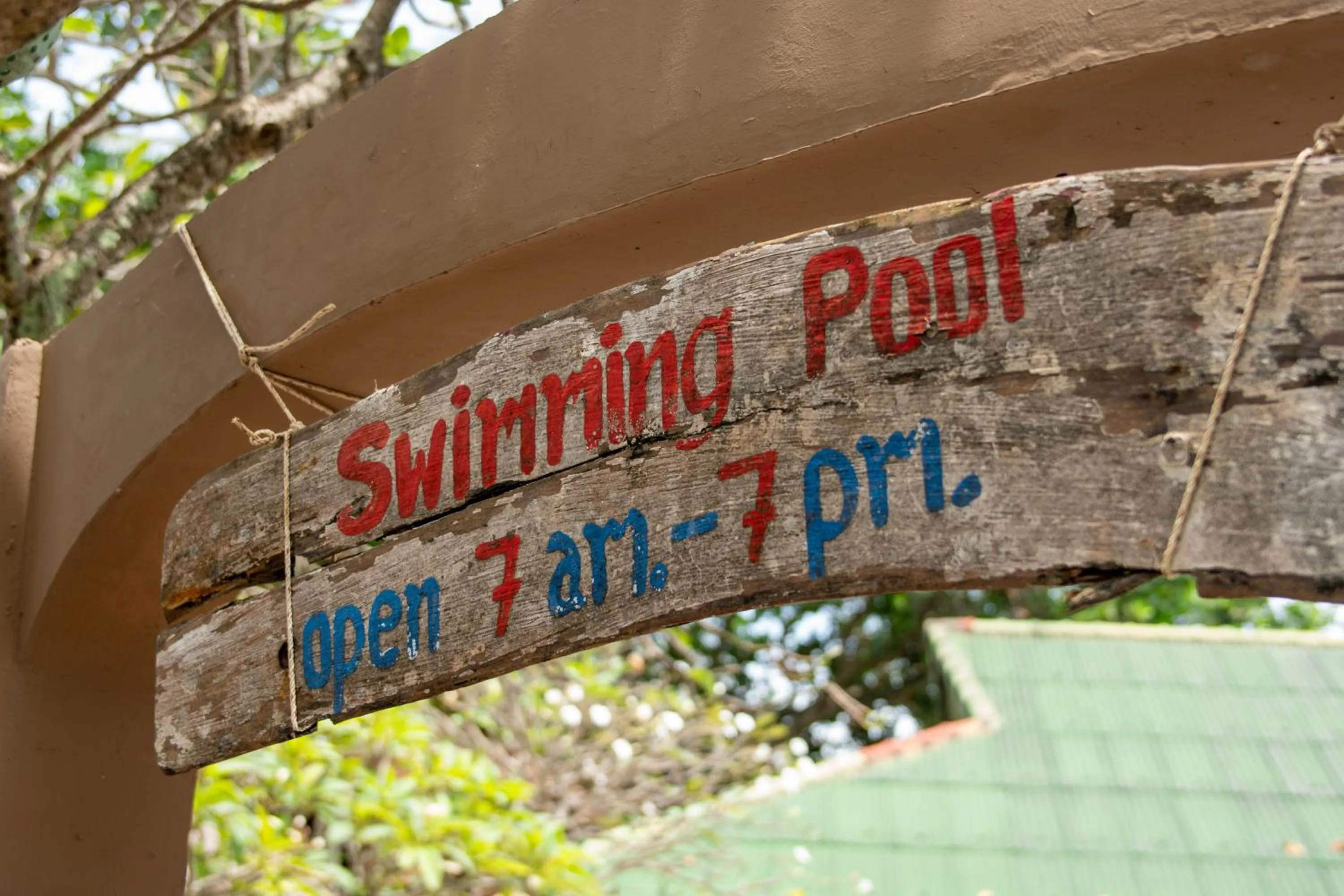 Swimming pool in Lanta Riviera Beach Resort