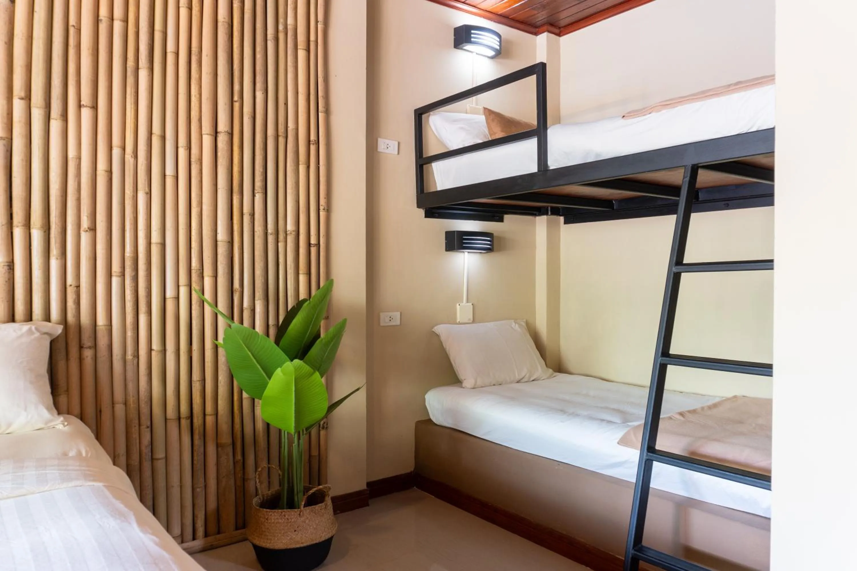 Photo of the whole room, Bed in Lanta Riviera Beach Resort