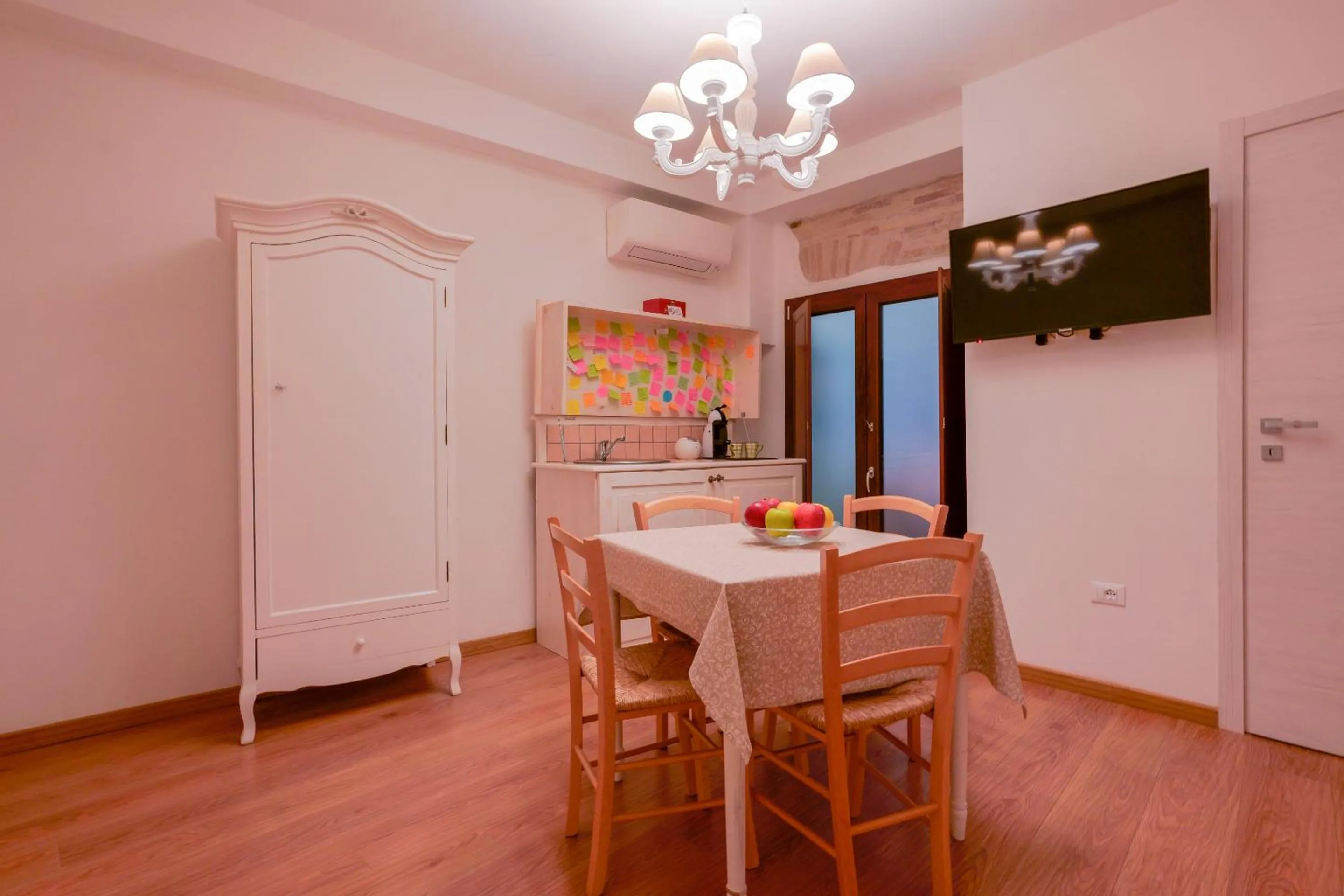 Breakfast in Baco B&B