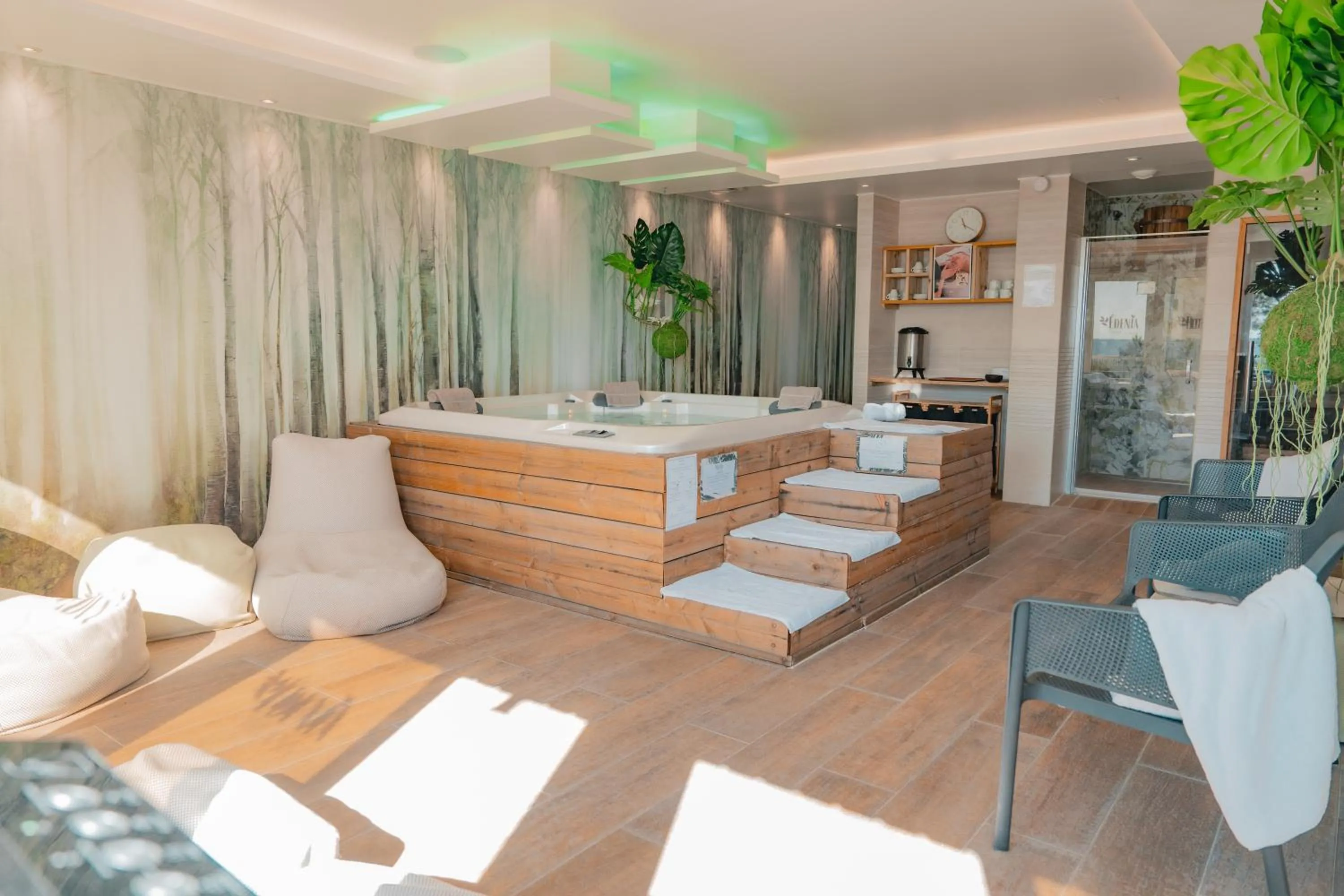 Spa and wellness centre/facilities in Hôtel Édenia - Spa Estime&Sens