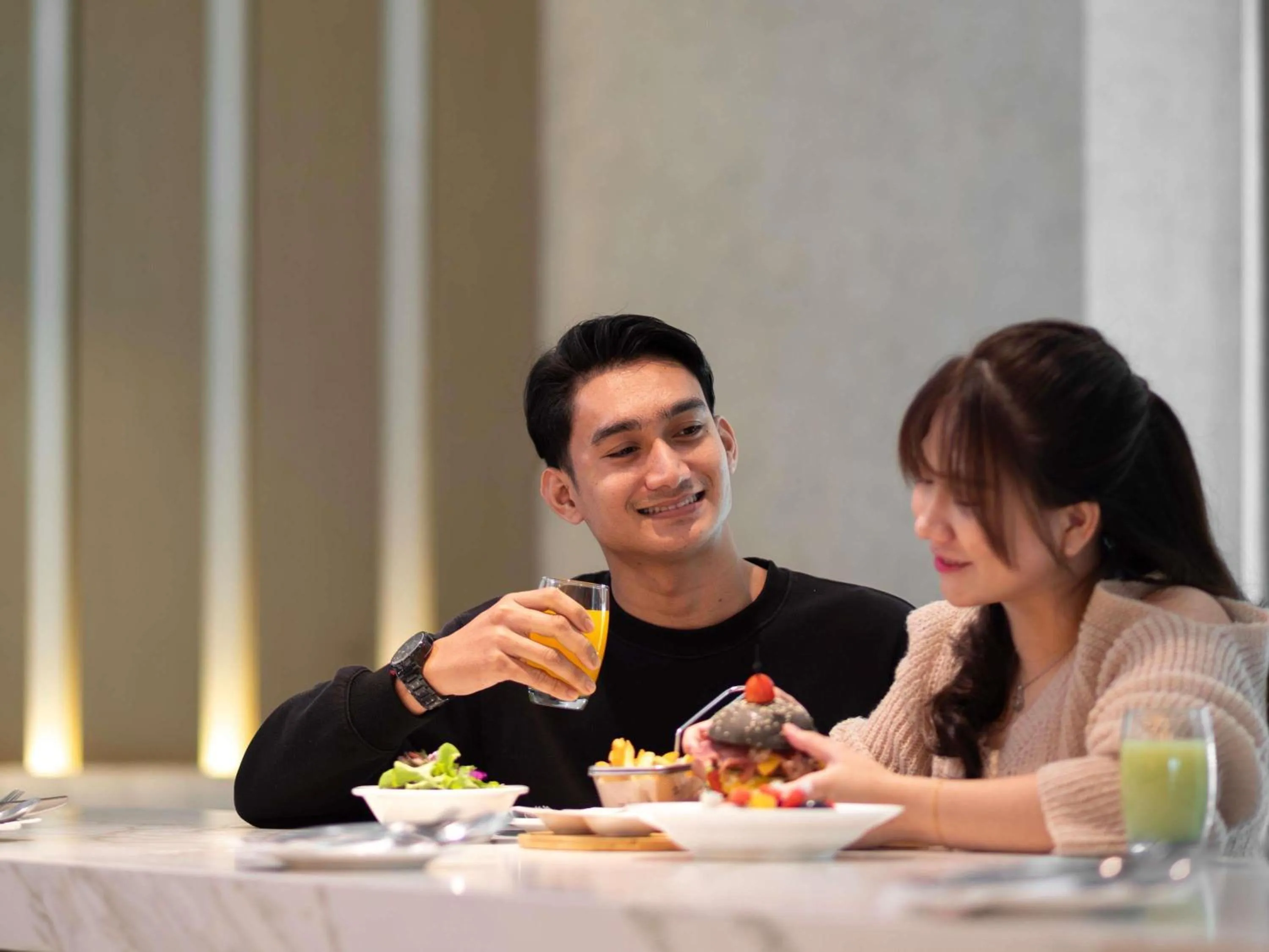 Restaurant/places to eat in Novotel Kuala Lumpur City Centre