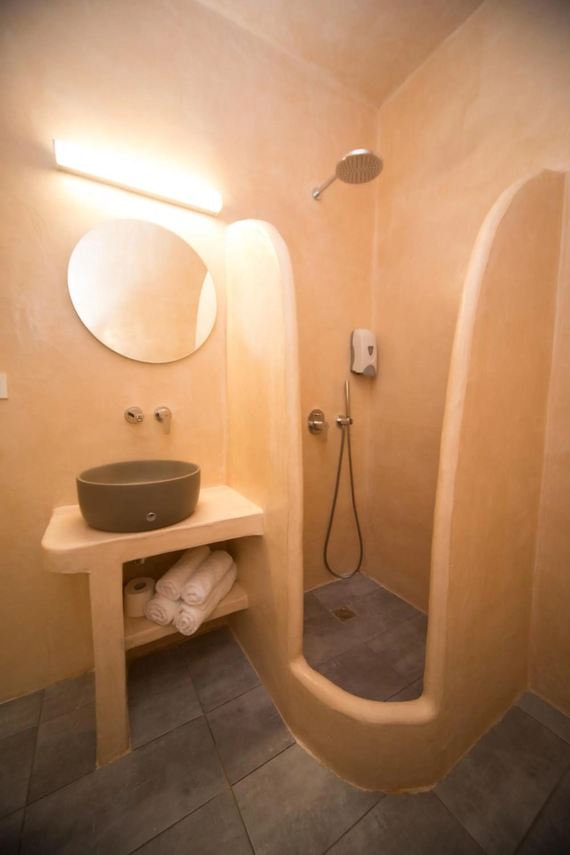 Markakis Studios Fira Town