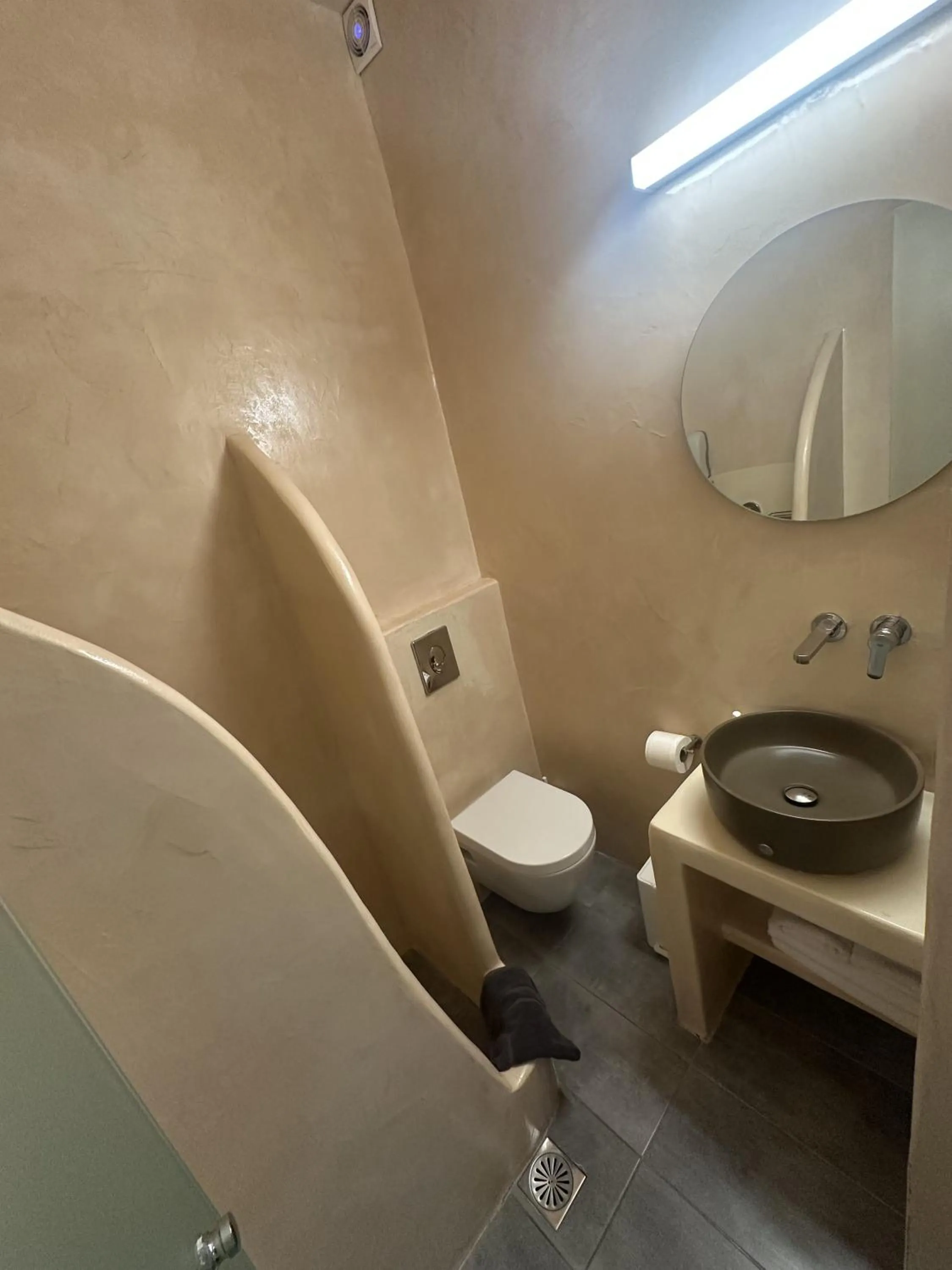 Markakis Studios Fira Town