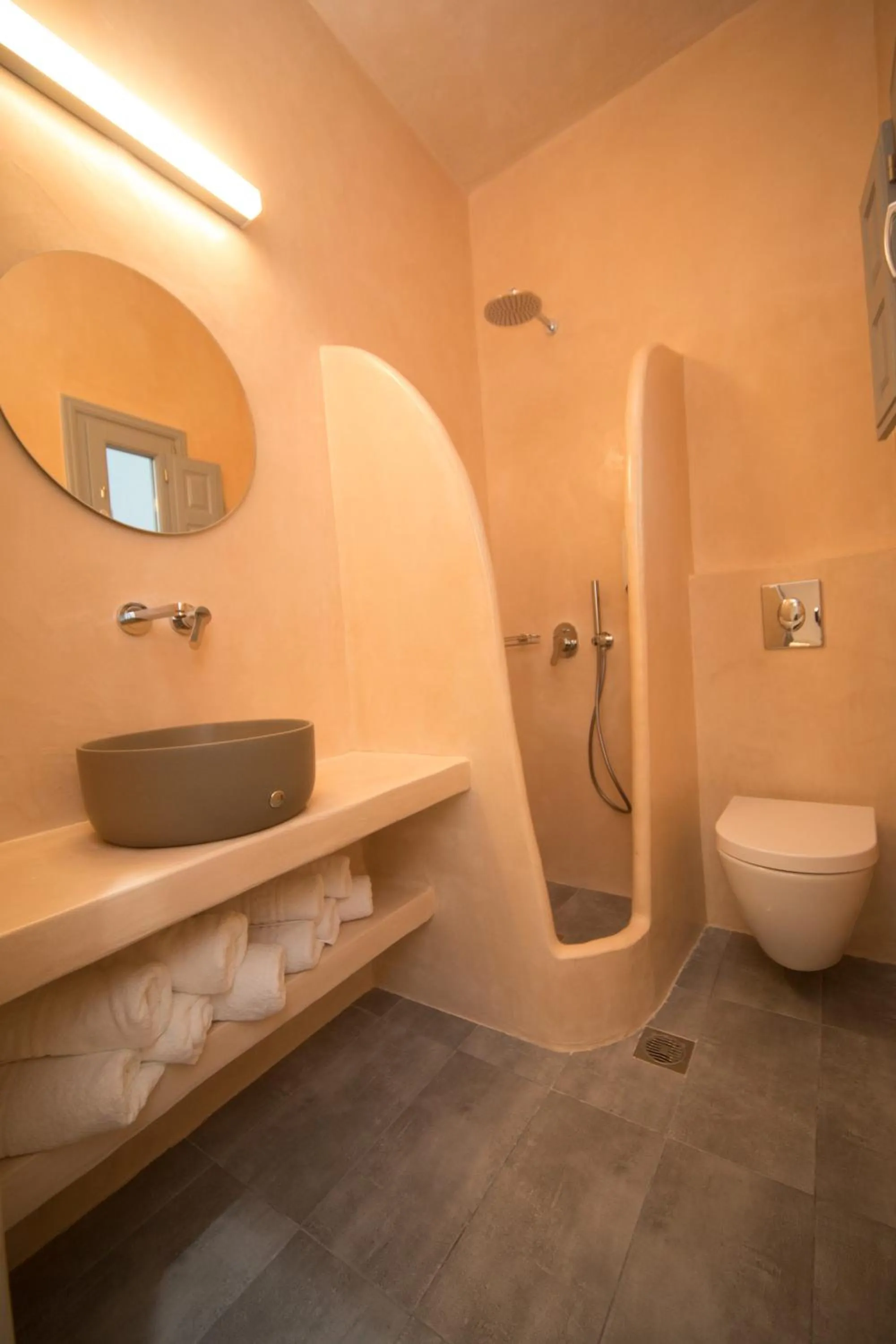 Markakis Studios Fira Town