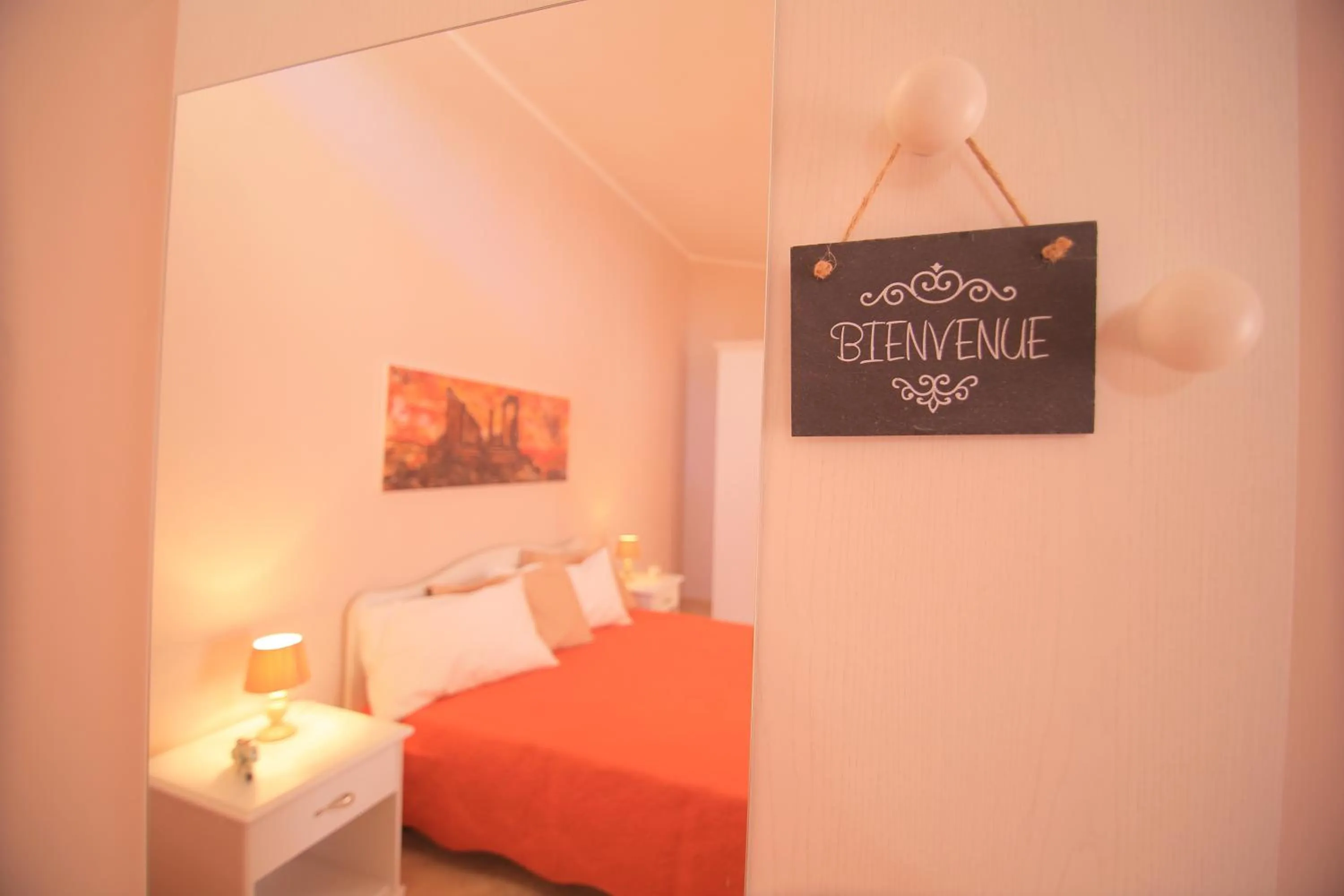 Decorative detail, Bed in Le Terrazze di Pirandello