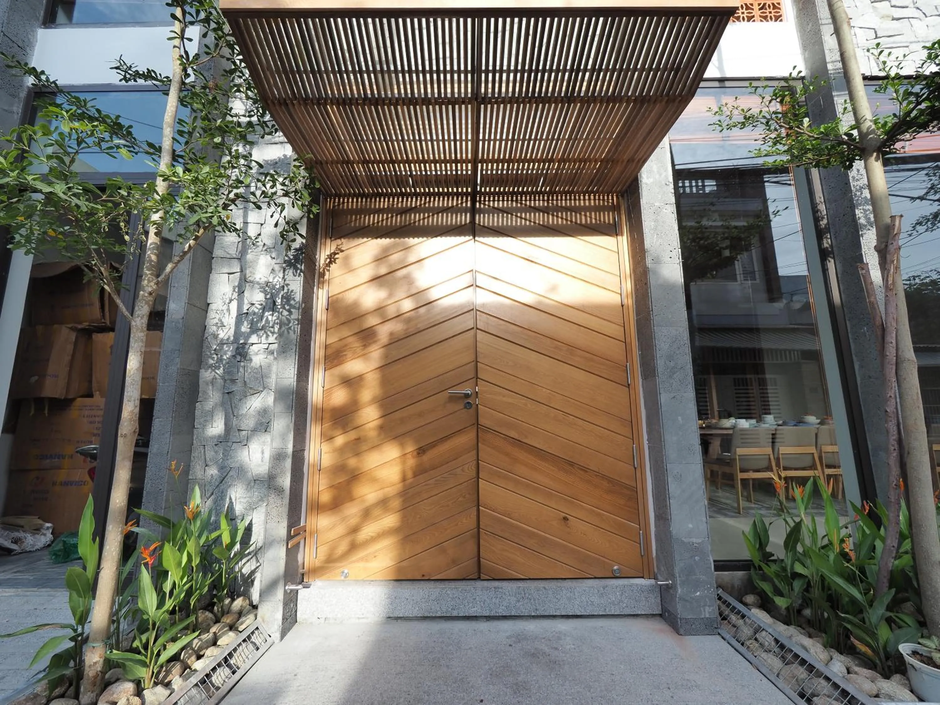 Property building in Mai's Boutique