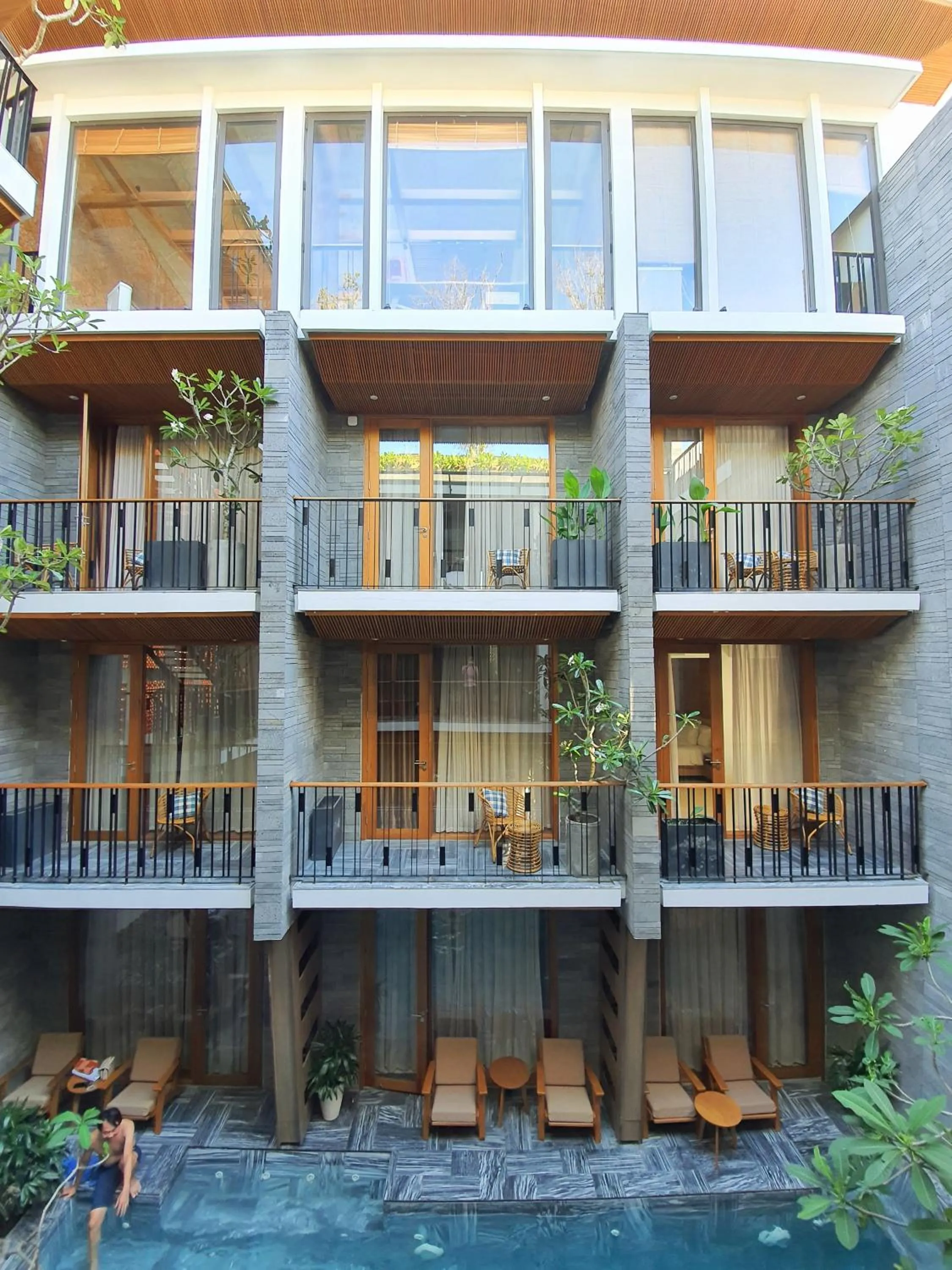 Property building in Mai's Boutique