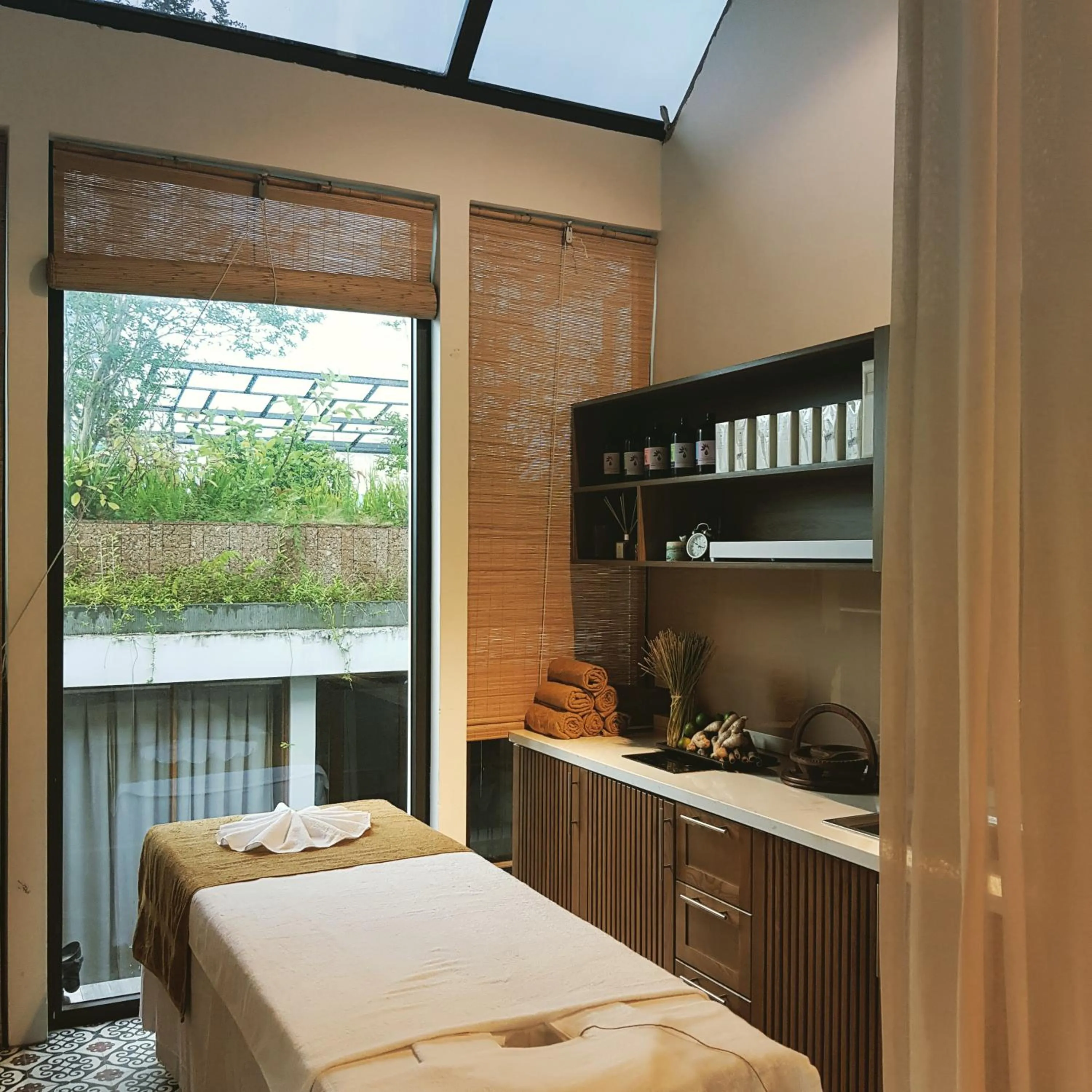 Bed in Mai's Boutique