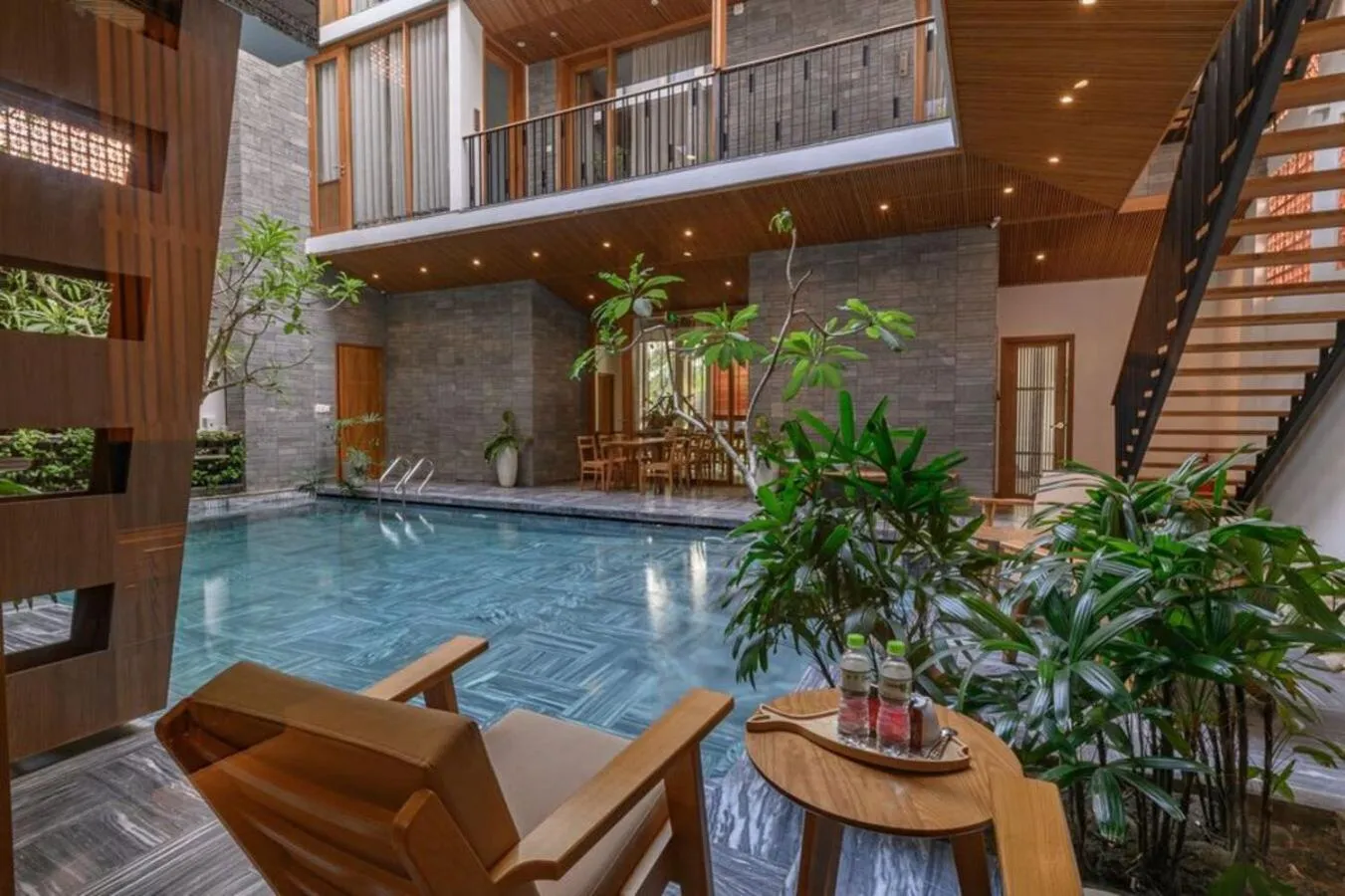 Property building in Mai's Boutique