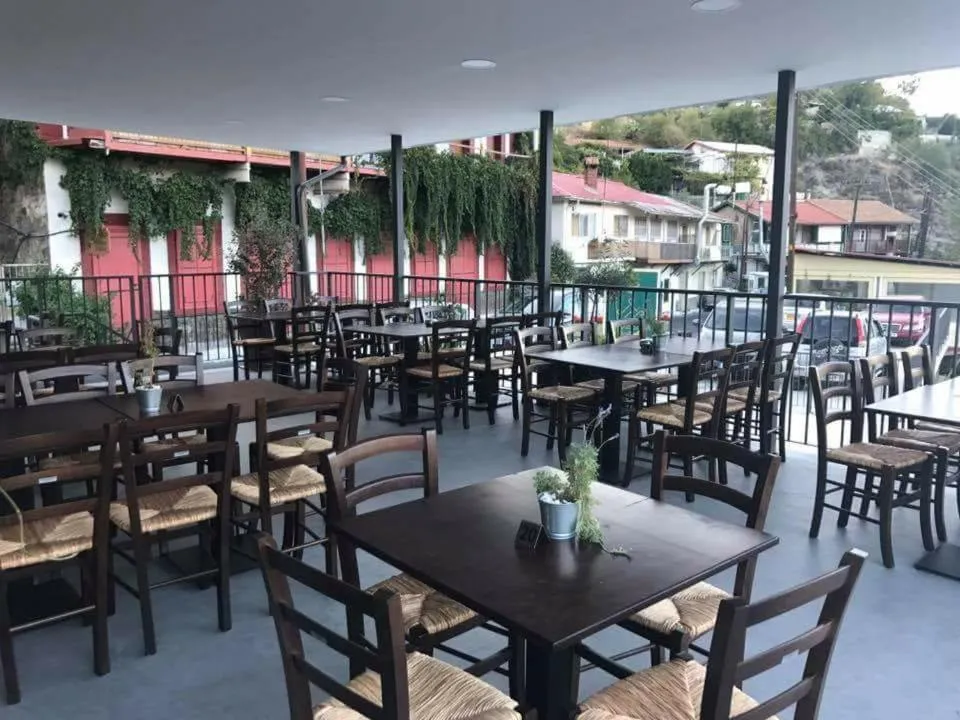 Breakfast in Theoxenia