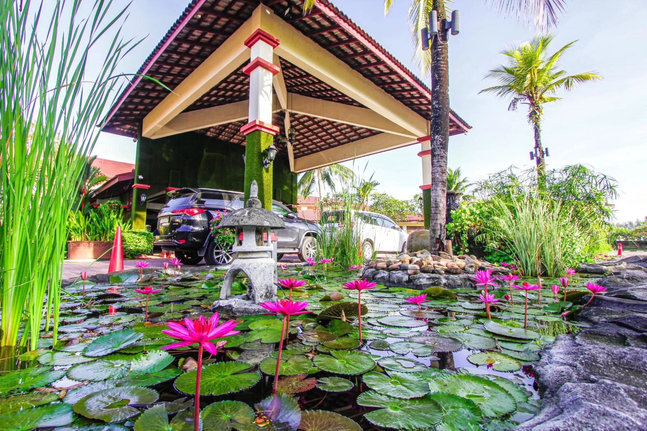 Property building in Holiday Villa Resort & Beachclub Langkawi