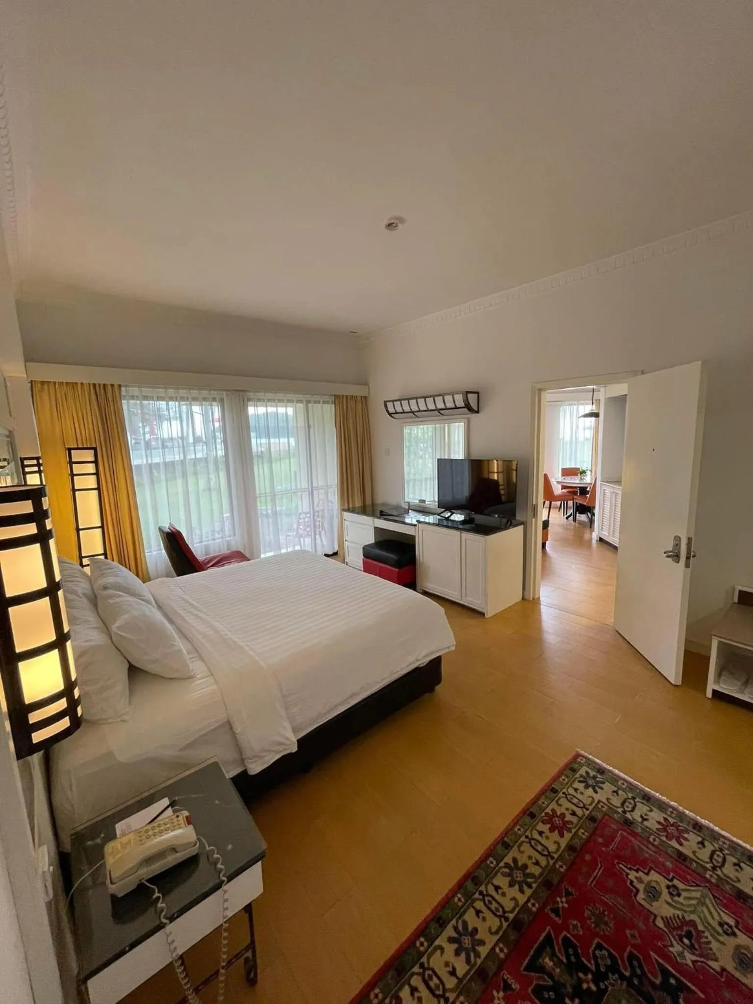 Balcony/Terrace, Bed in Holiday Villa Resort & Beachclub Langkawi