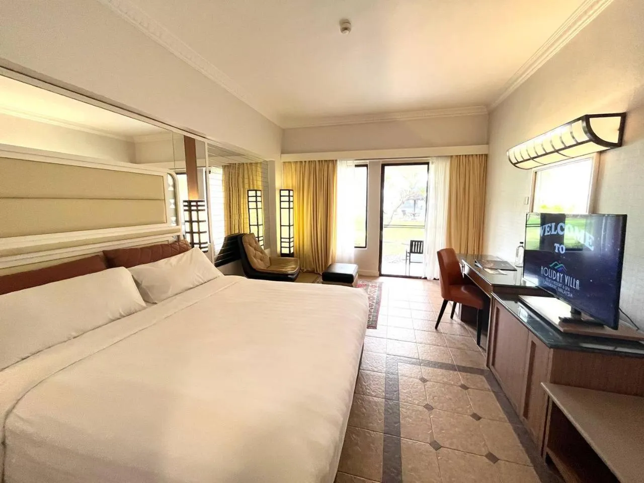 Bed in Holiday Villa Resort & Beachclub Langkawi