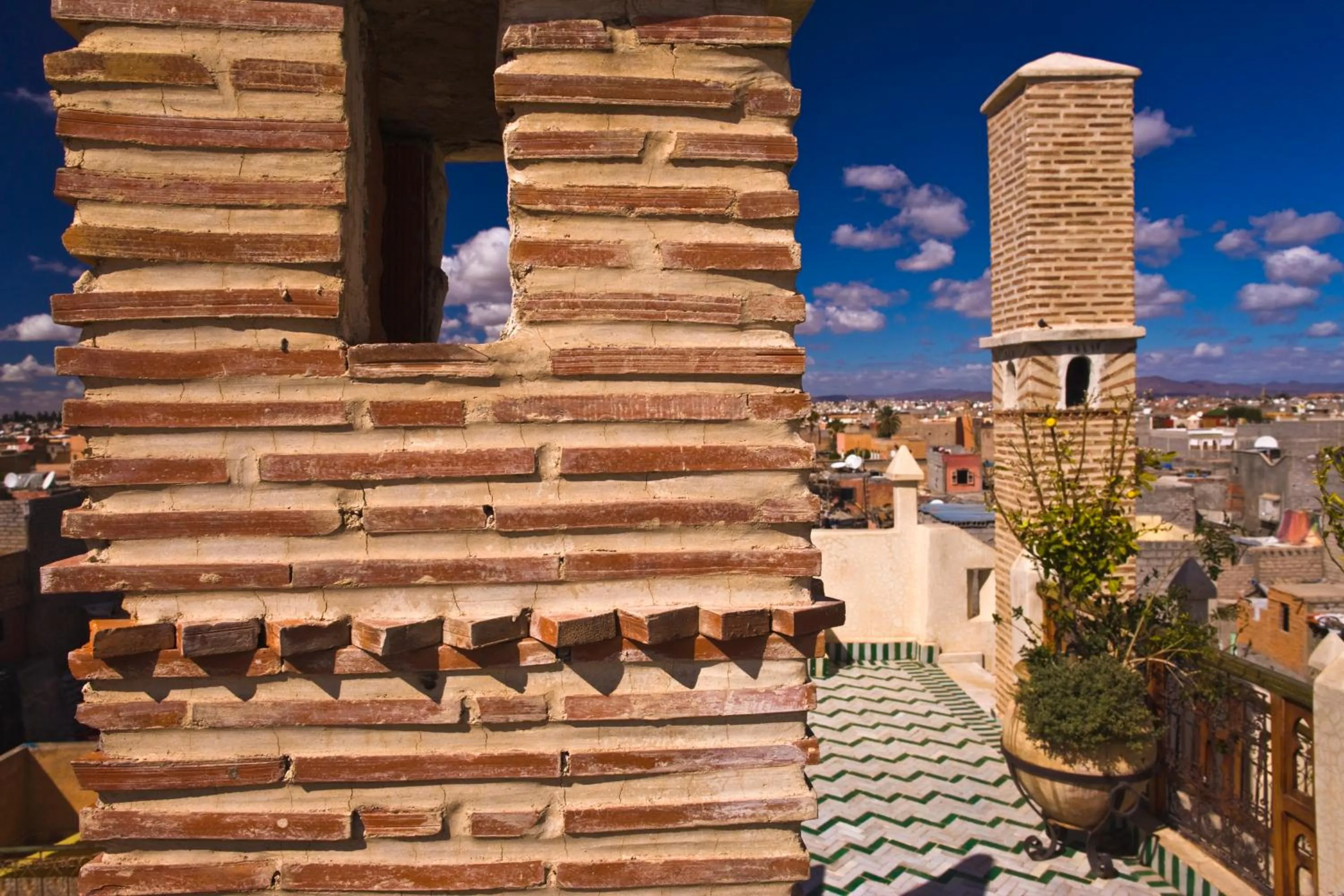 Area and facilities in Riad & Spa Laurence Olivier