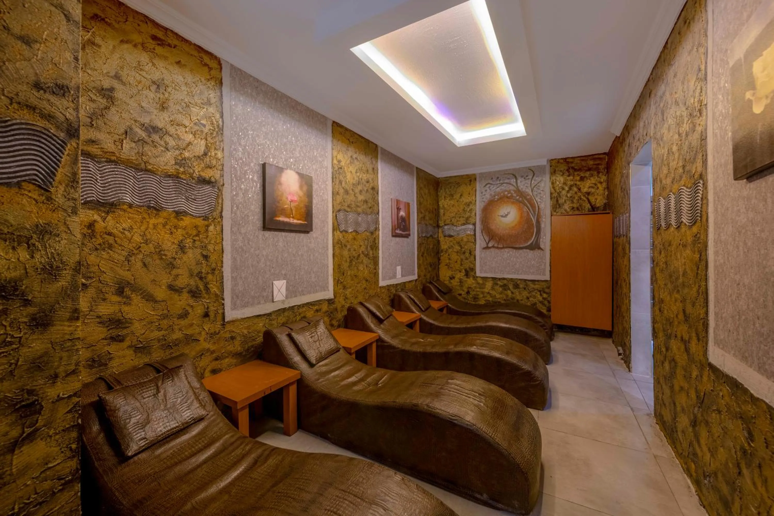 Spa and wellness centre/facilities in Armas Beach