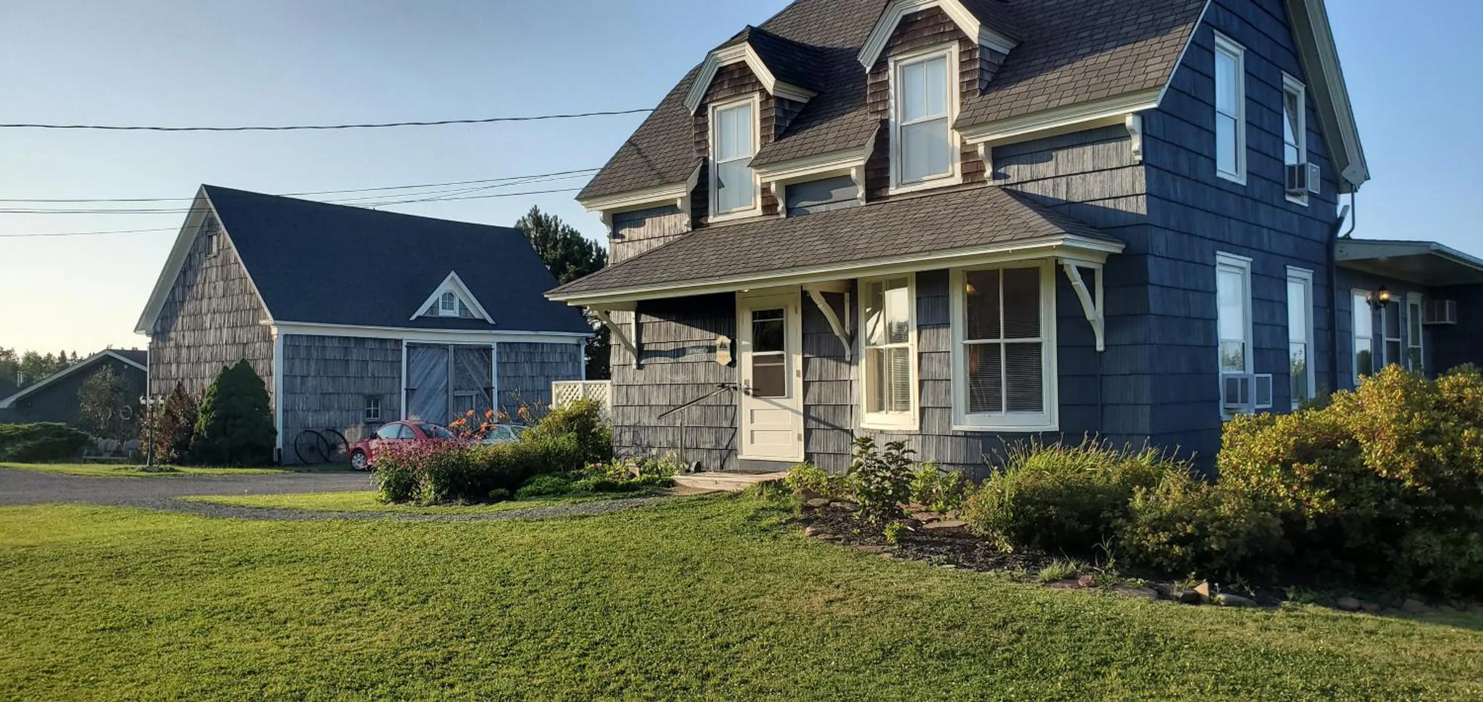Property building in Amherst Shore Country Inn