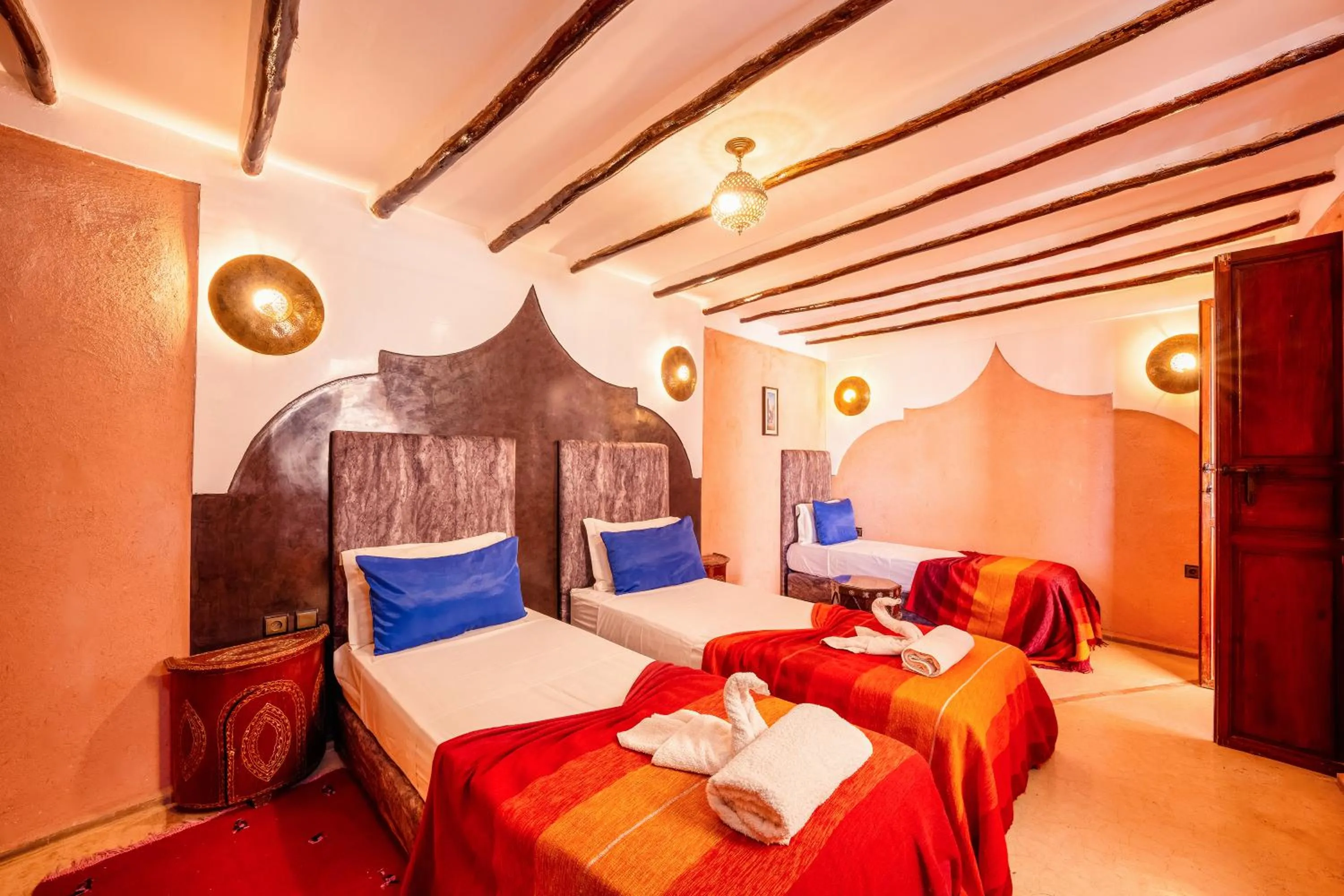 Bed in Riad Sidi Mimoune & Spa