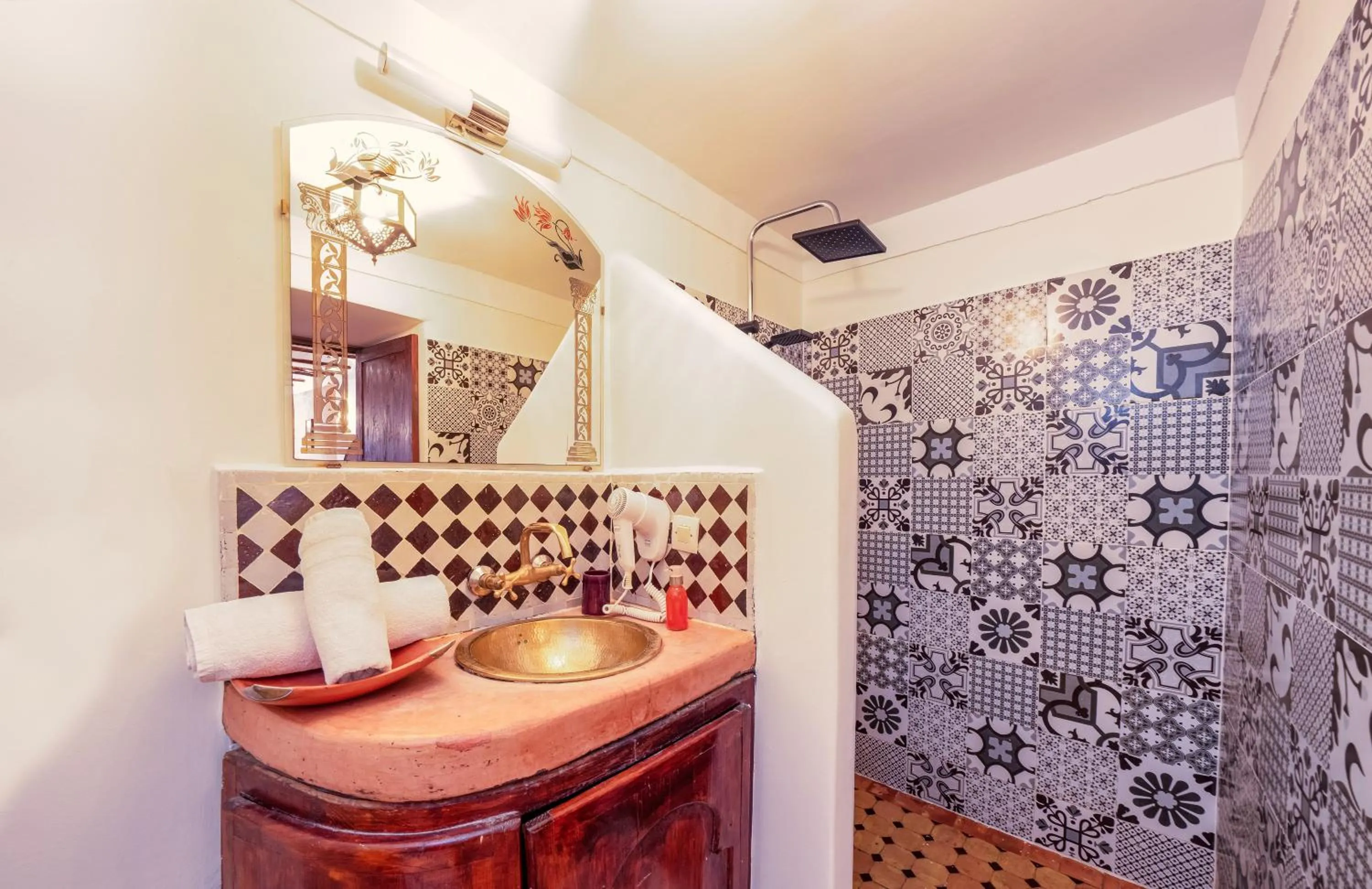 Bathroom in Riad Sidi Mimoune & Spa