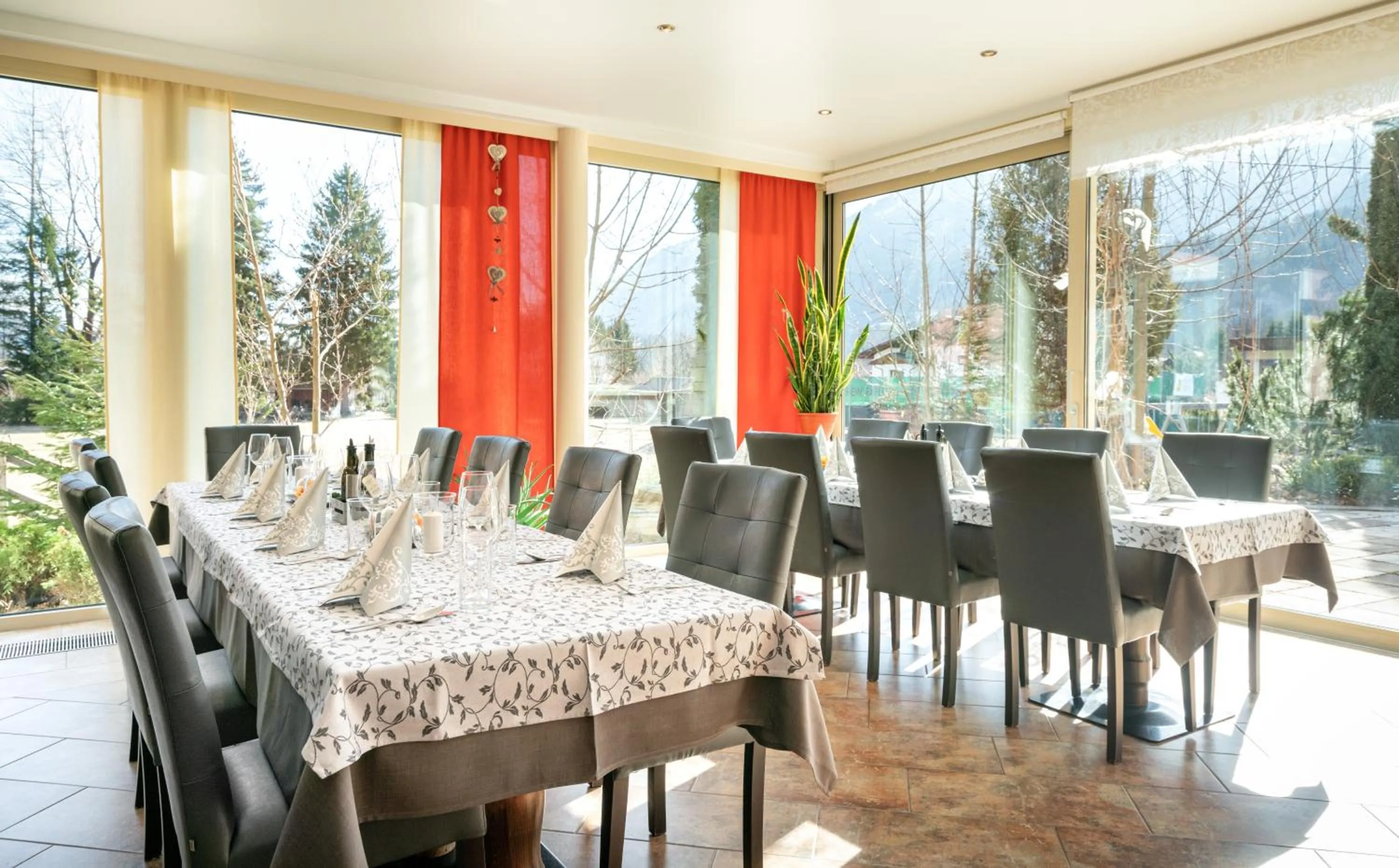 Restaurant/places to eat in Hotel Erlenhof