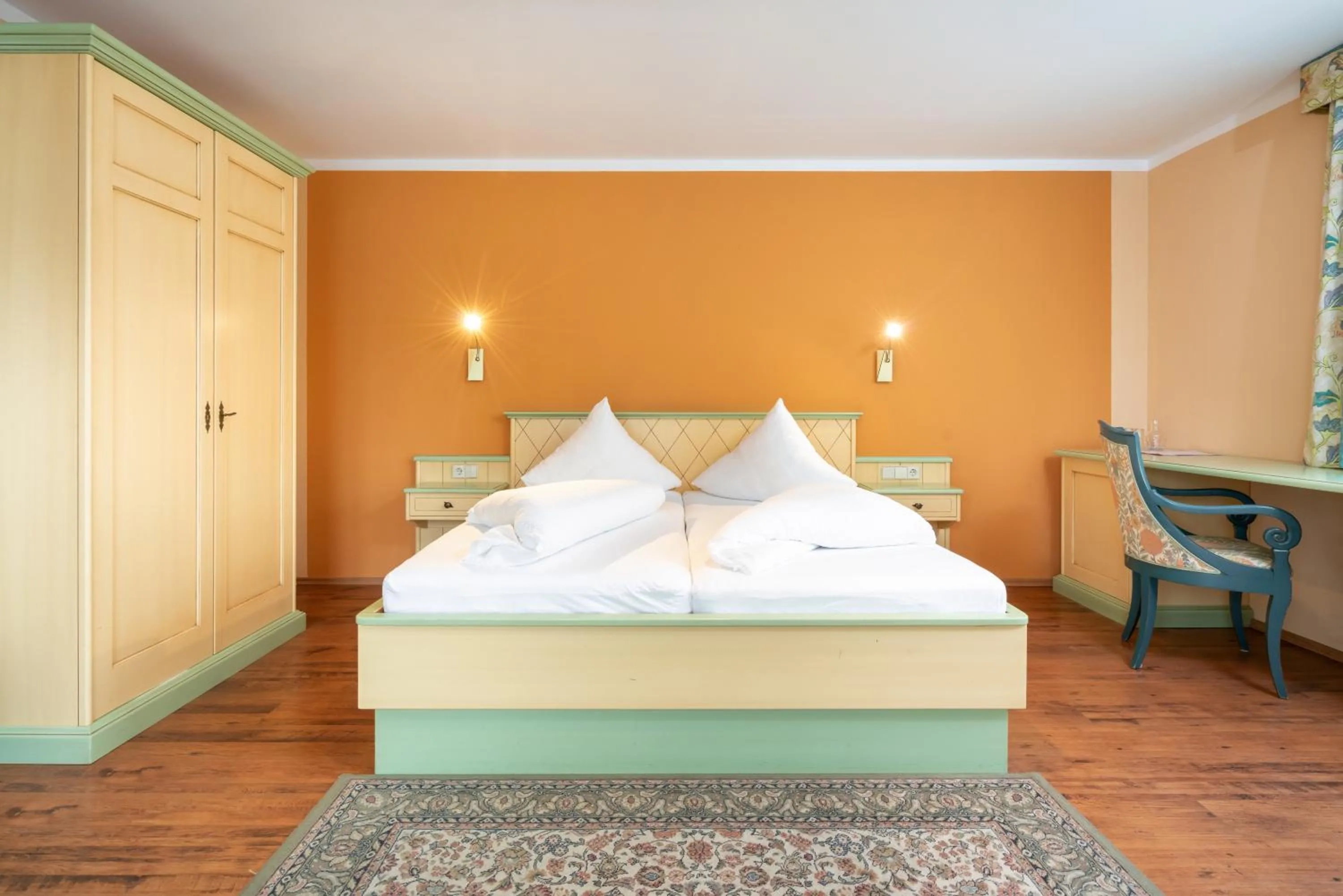 Bedroom, Bed in Hotel Erlenhof