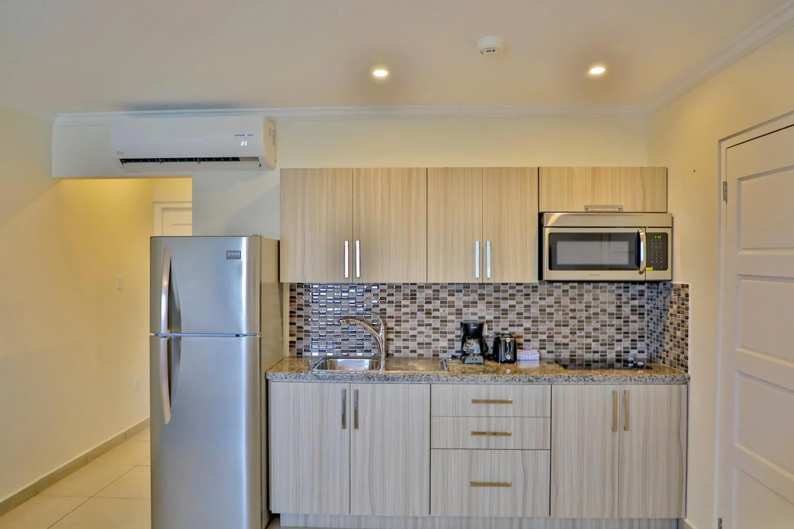 One-Bedroom Apartment with Balcony in Pearl Aruba Condos One-Bedroom Apartment with Balcony in Pearl Aruba Condos