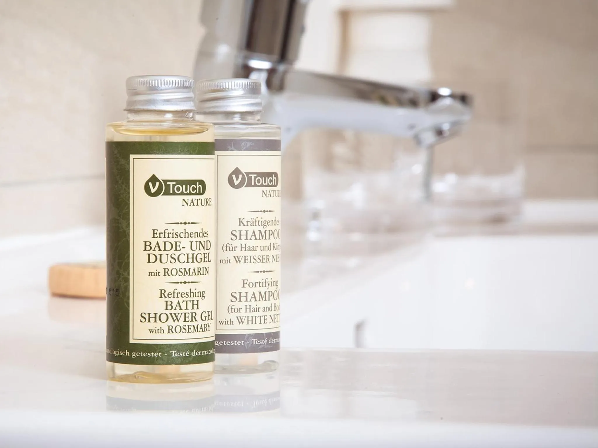 Bathroom in Pfeiler's Bürgerstüberl - Hotel