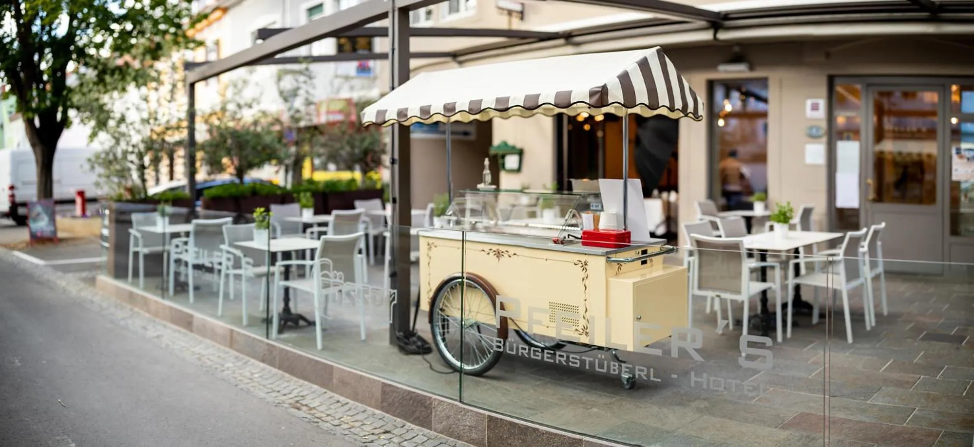 Restaurant/places to eat in Pfeiler's Bürgerstüberl - Hotel