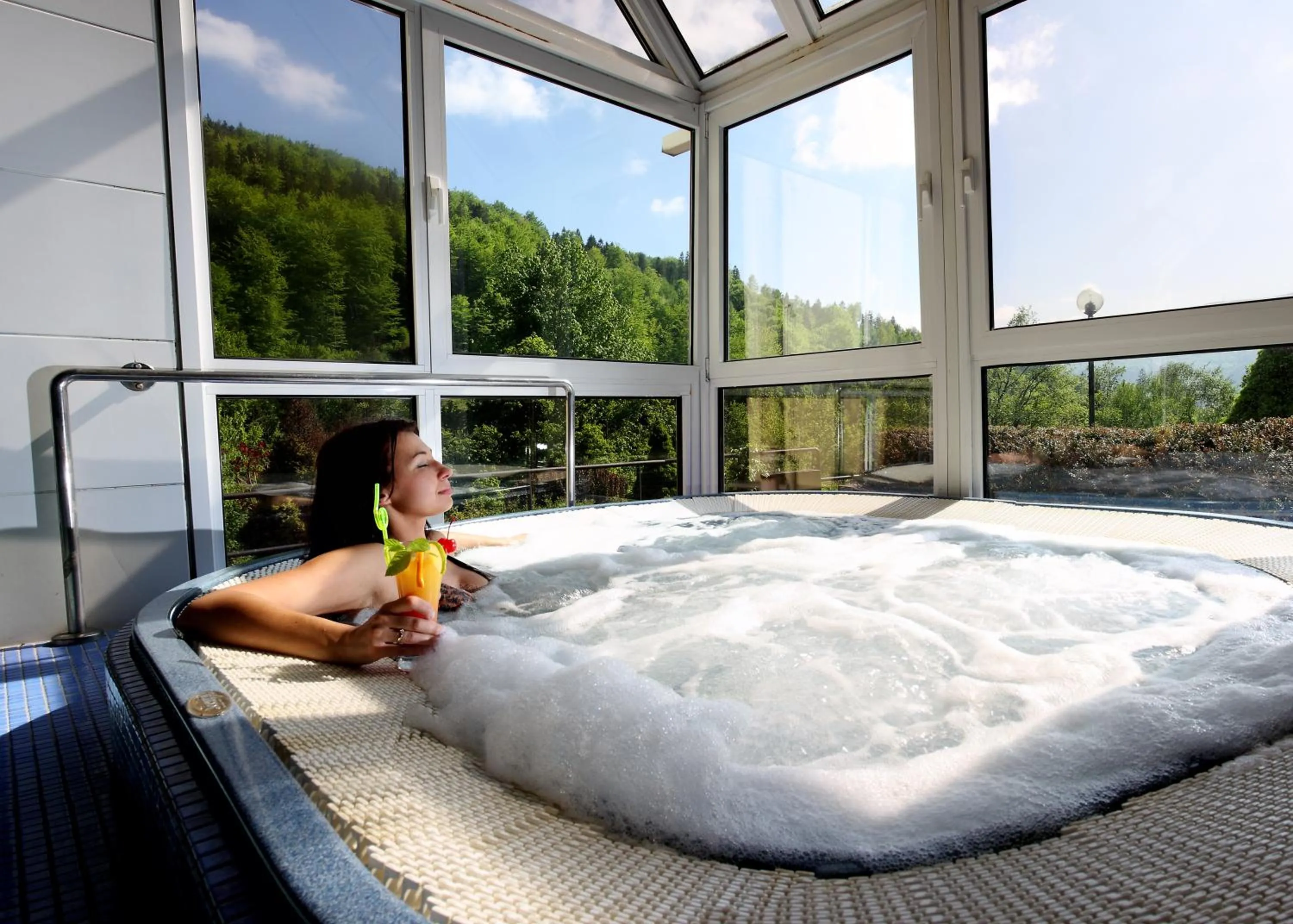 Hot Tub in Mazowsze Medi Spa