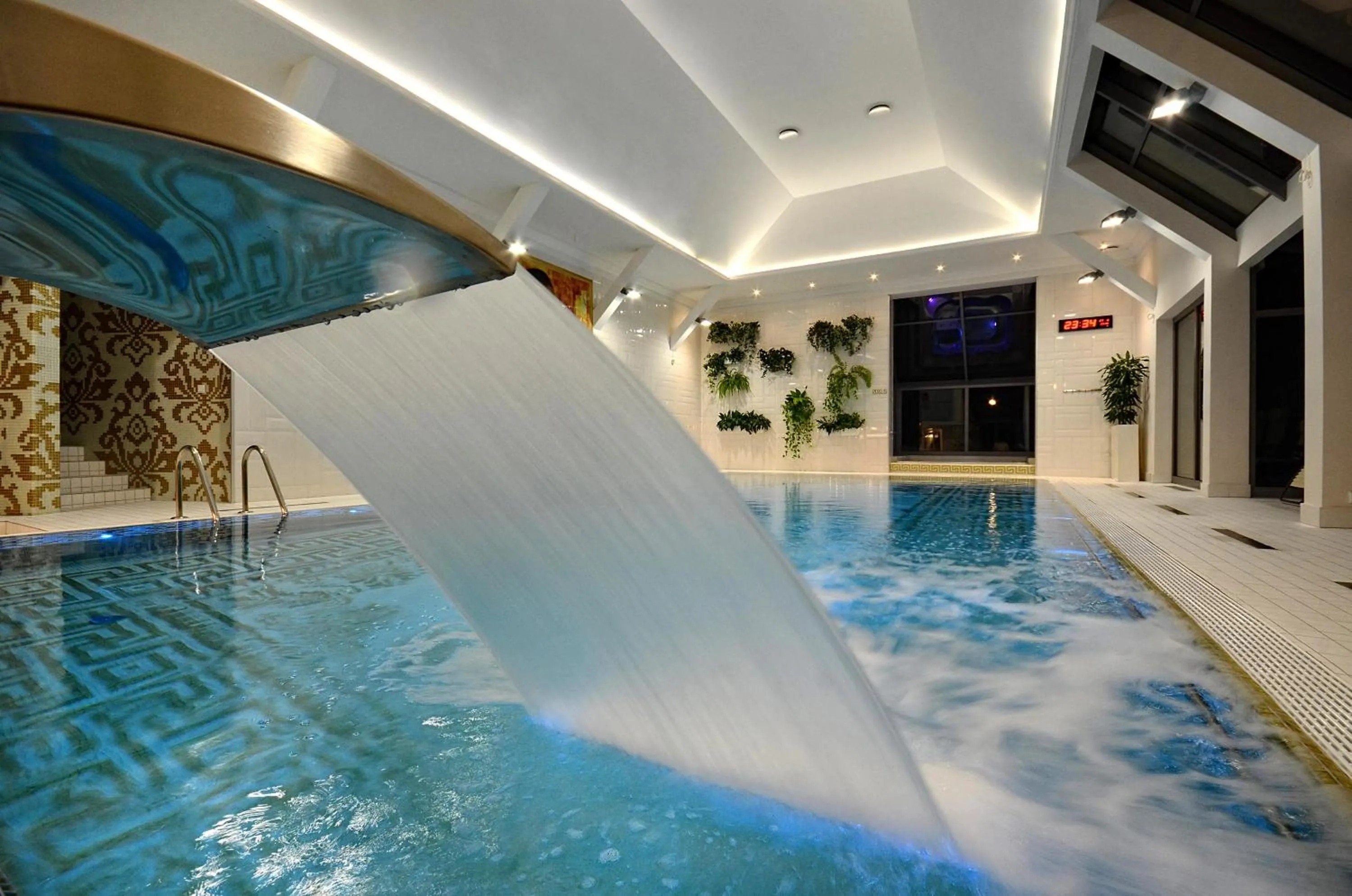 Swimming pool in Mazowsze Medi Spa